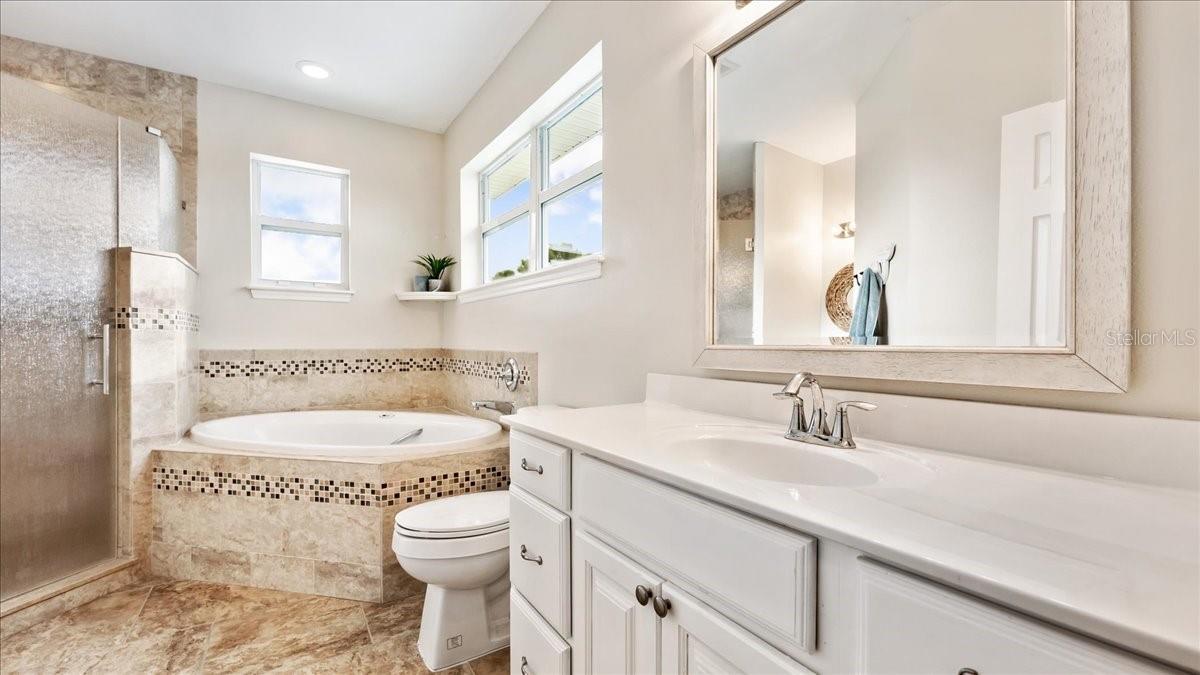 Image 22 of 26 For 4 Sloop Drive