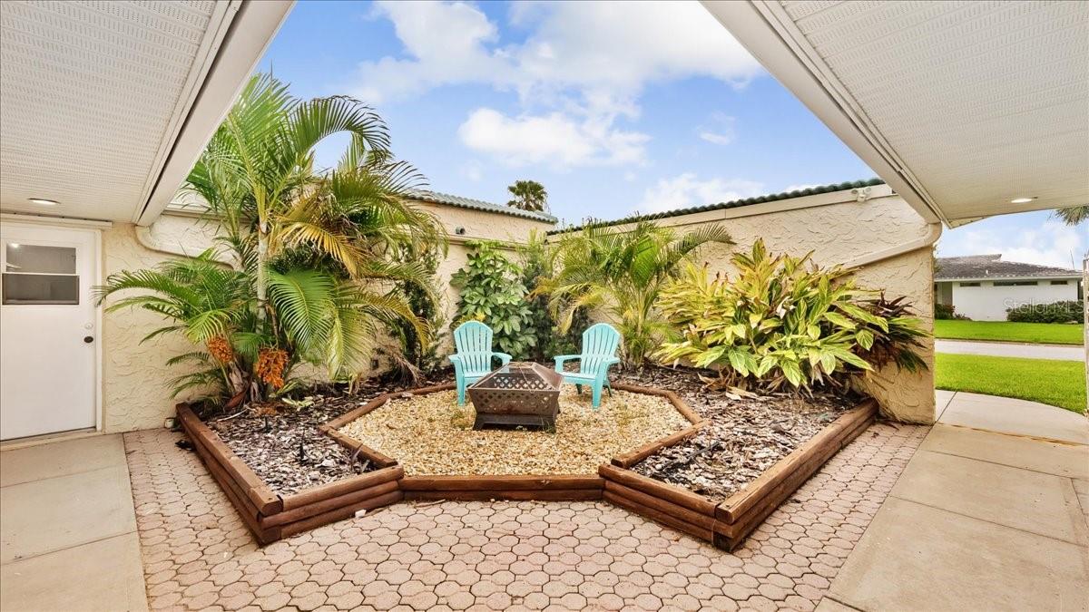 Image 3 of 26 For 4 Sloop Drive