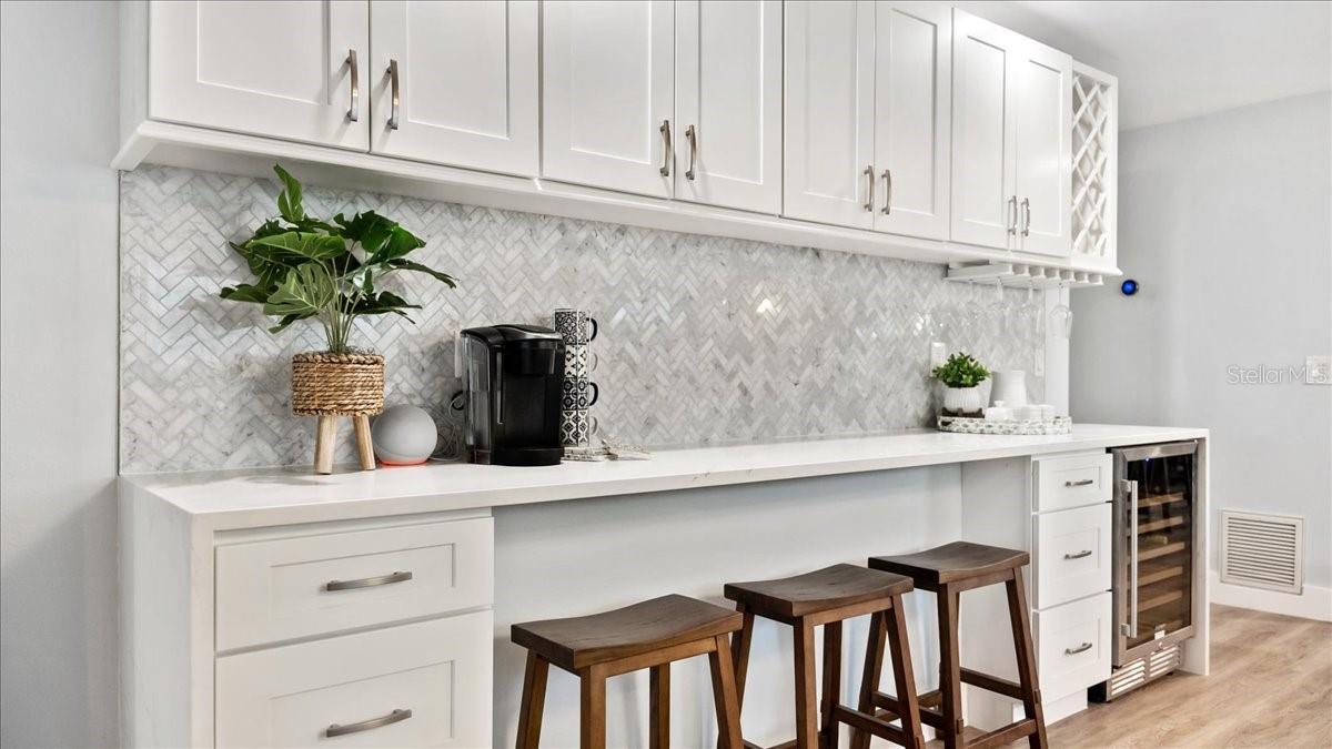 Image 7 of 26 For 4 Sloop Drive