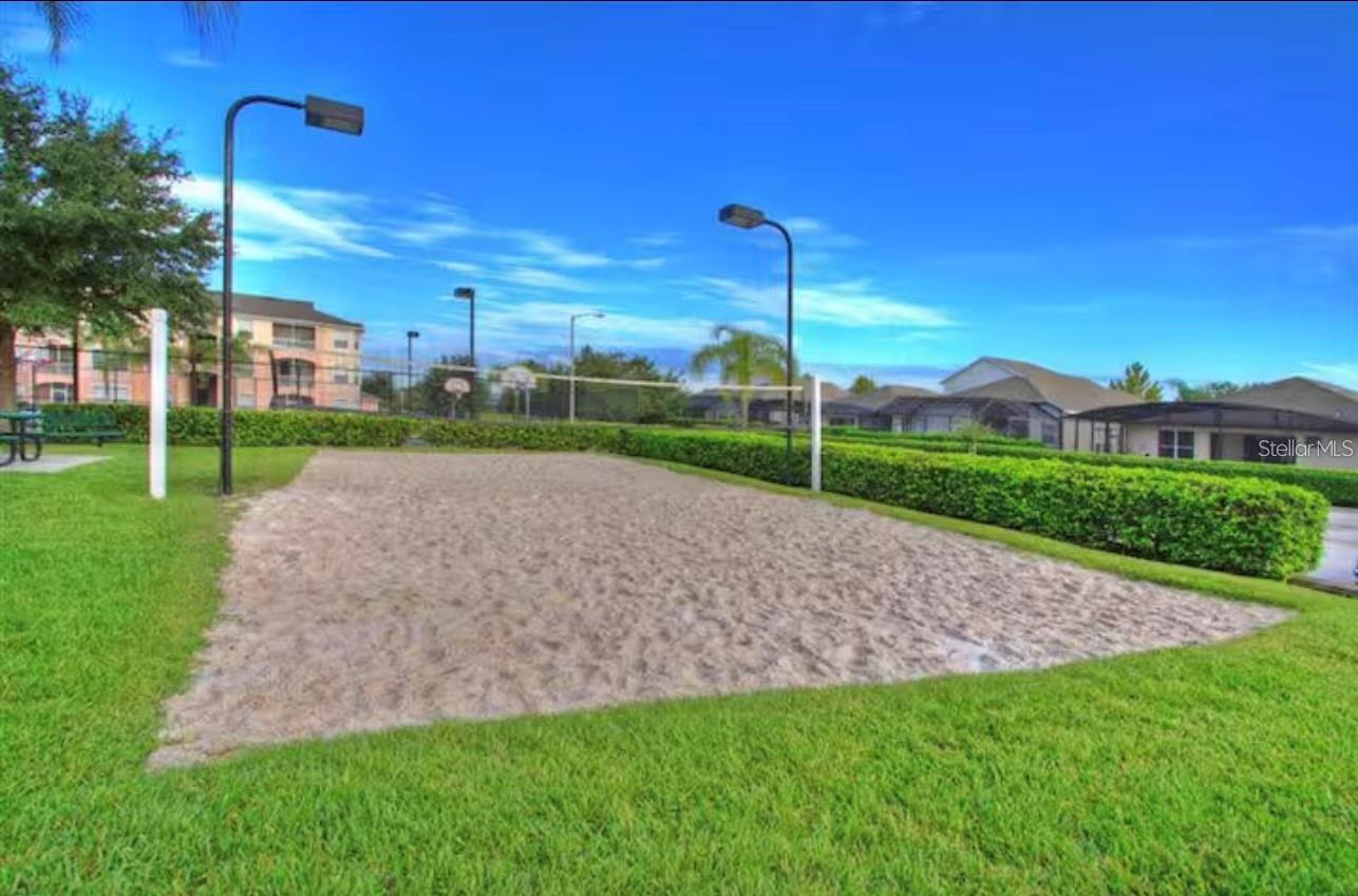 Image 20 of 37 For 2307 Silver Palm Drive 102