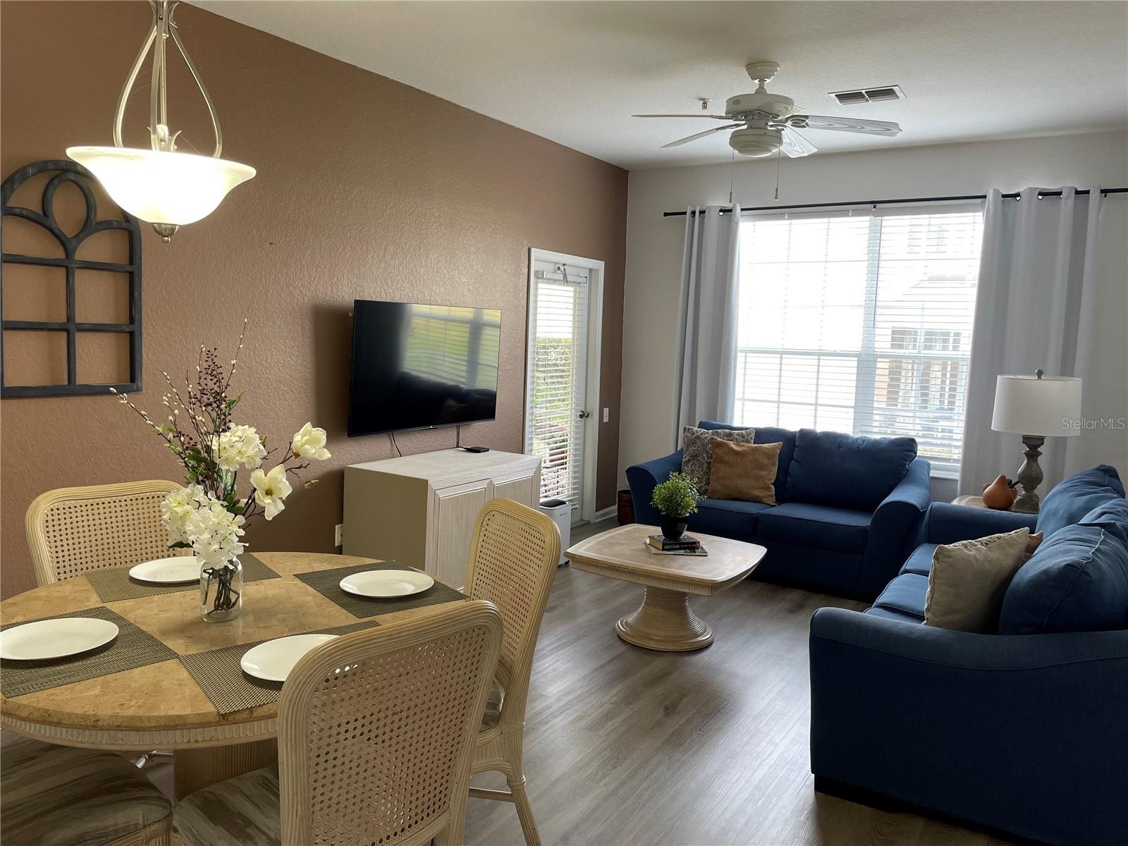 Image 4 of 37 For 2307 Silver Palm Drive 102