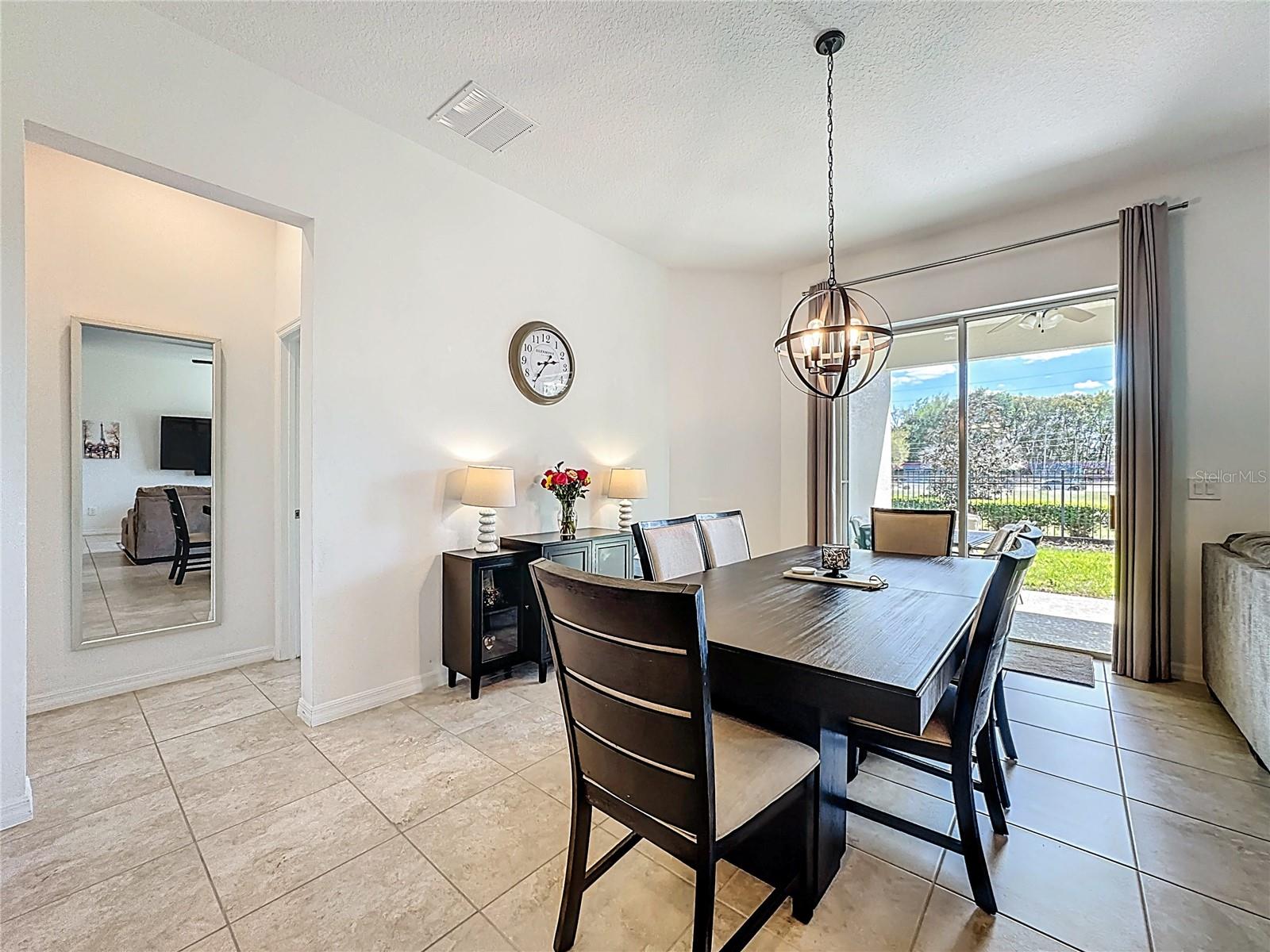 Image 11 of 41 For 1945 Ibis Bay Court