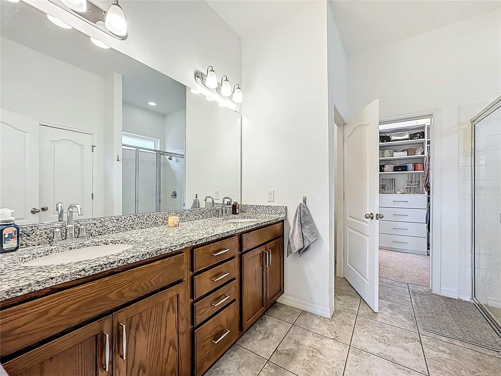 Image 14 of 41 For 1945 Ibis Bay Court