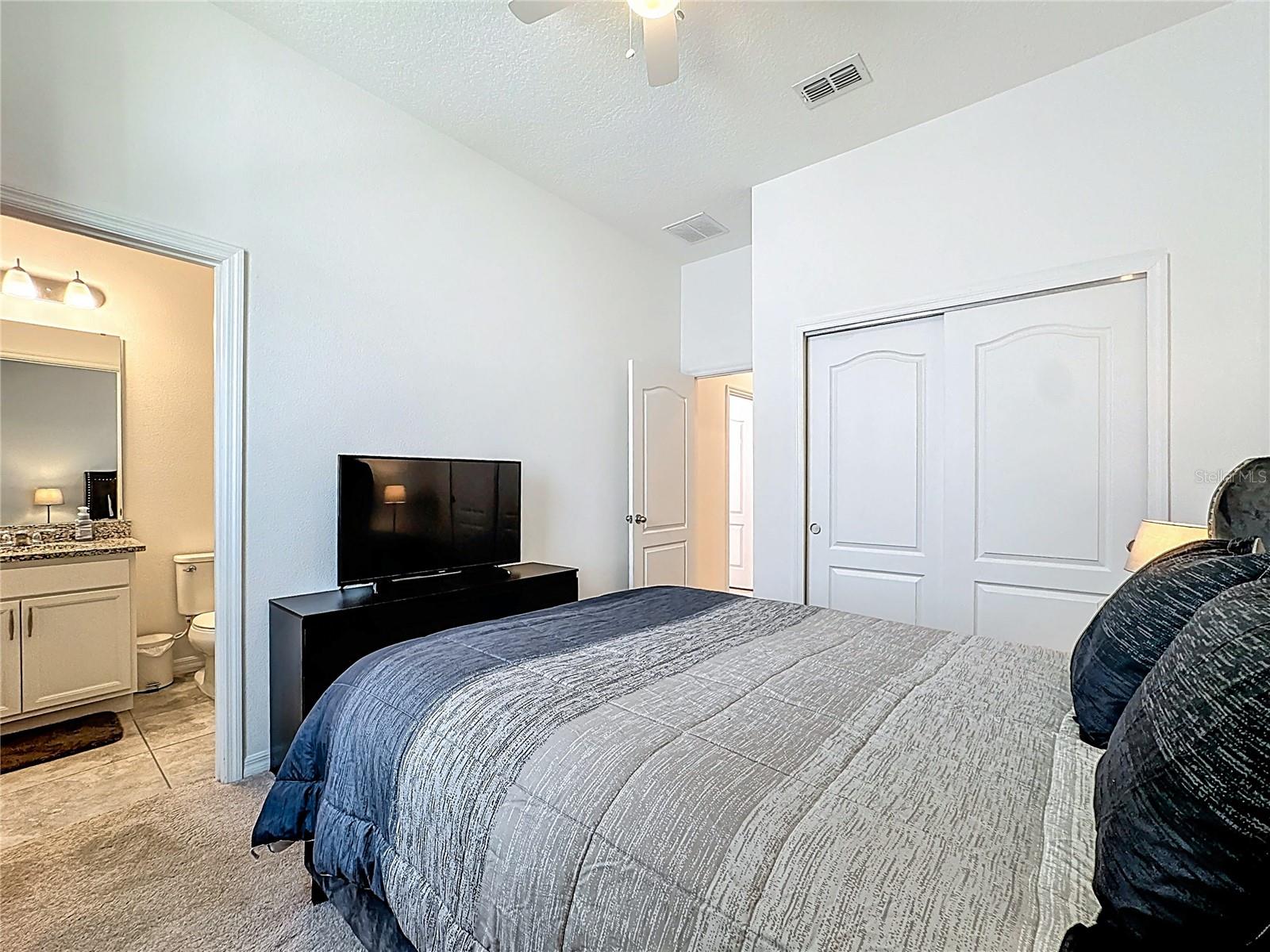 Image 20 of 41 For 1945 Ibis Bay Court