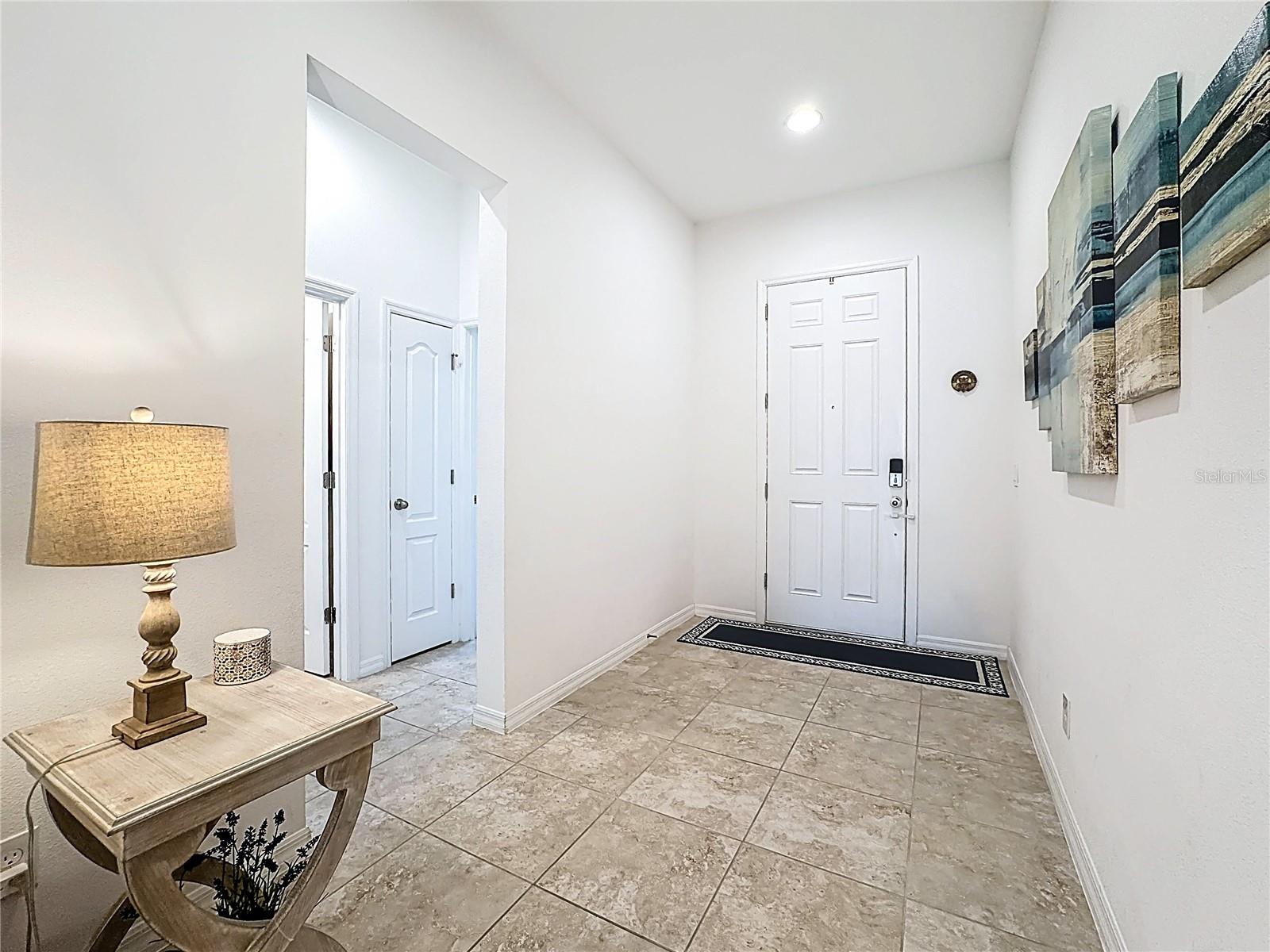 Image 4 of 41 For 1945 Ibis Bay Court