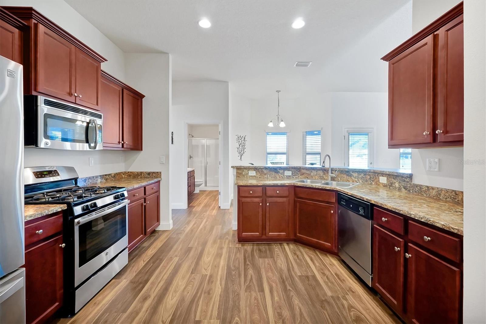 Image 12 of 54 For 603 Curly Fern Lane