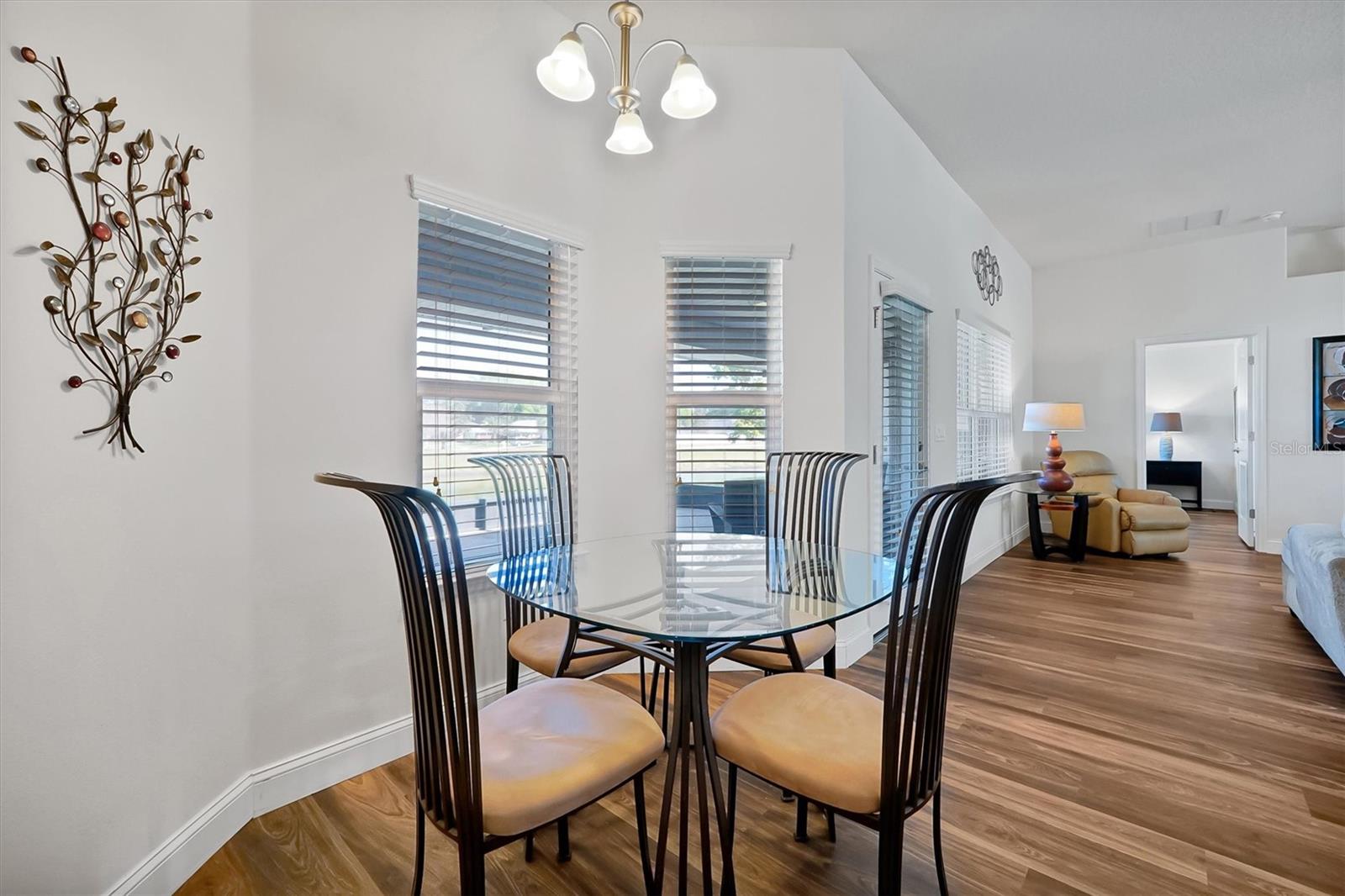 Image 15 of 54 For 603 Curly Fern Lane