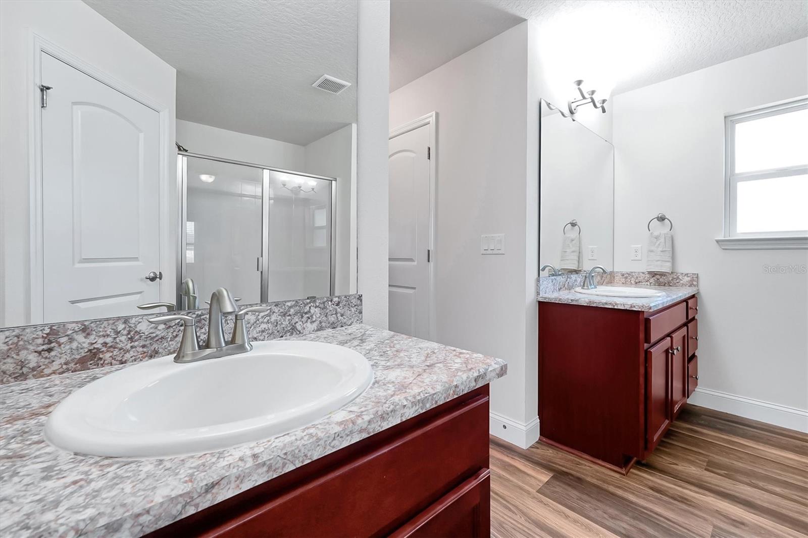 Image 22 of 54 For 603 Curly Fern Lane