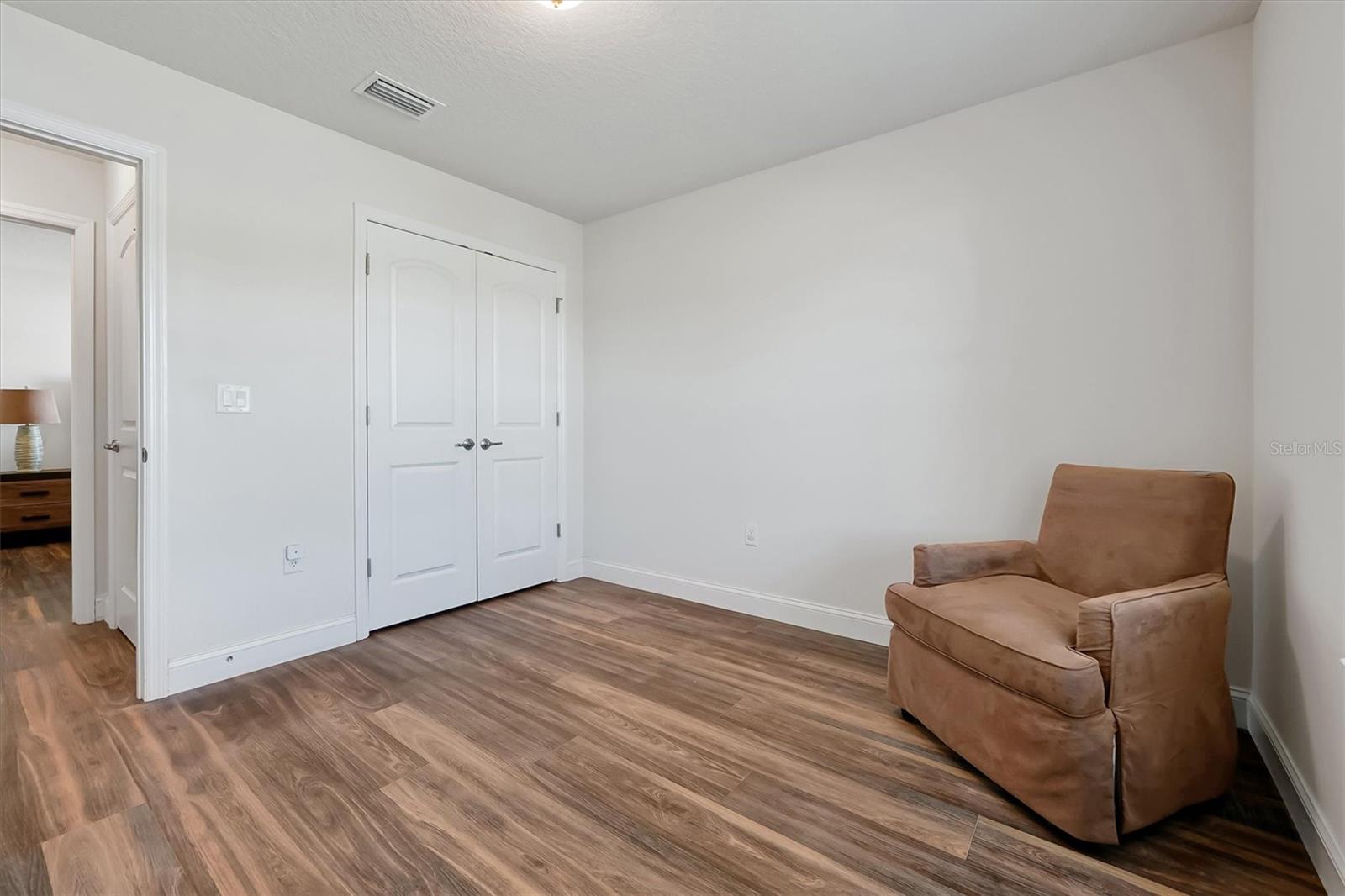 Image 29 of 54 For 603 Curly Fern Lane