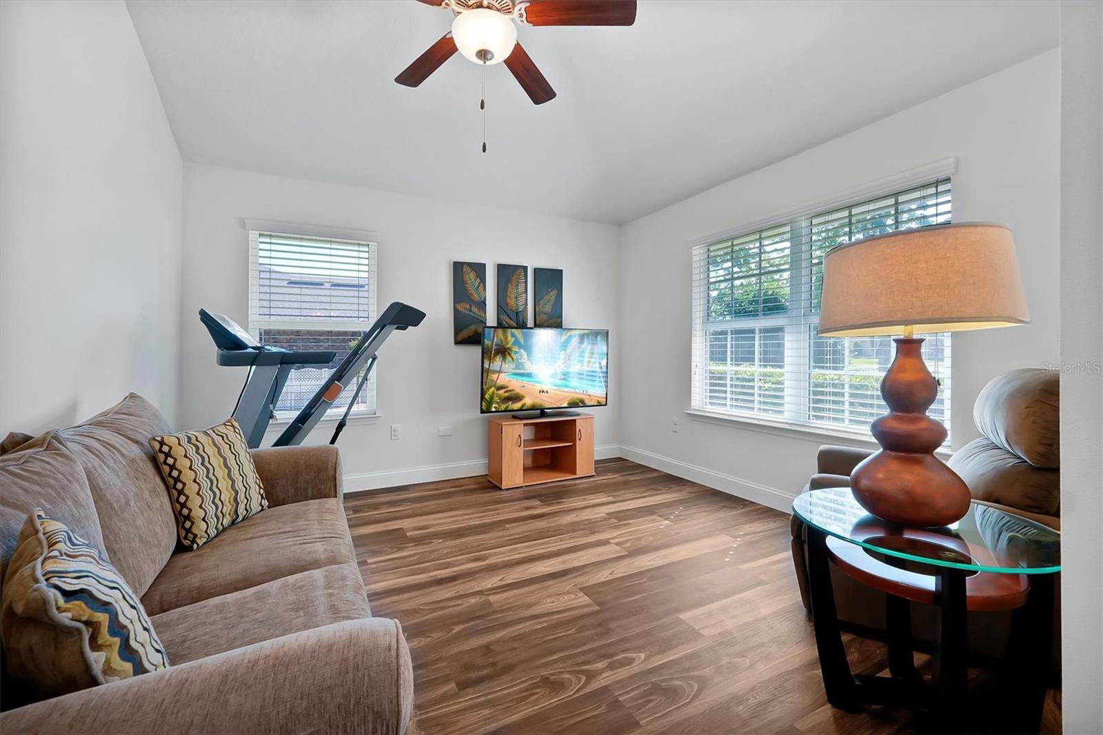 Image 5 of 54 For 603 Curly Fern Lane