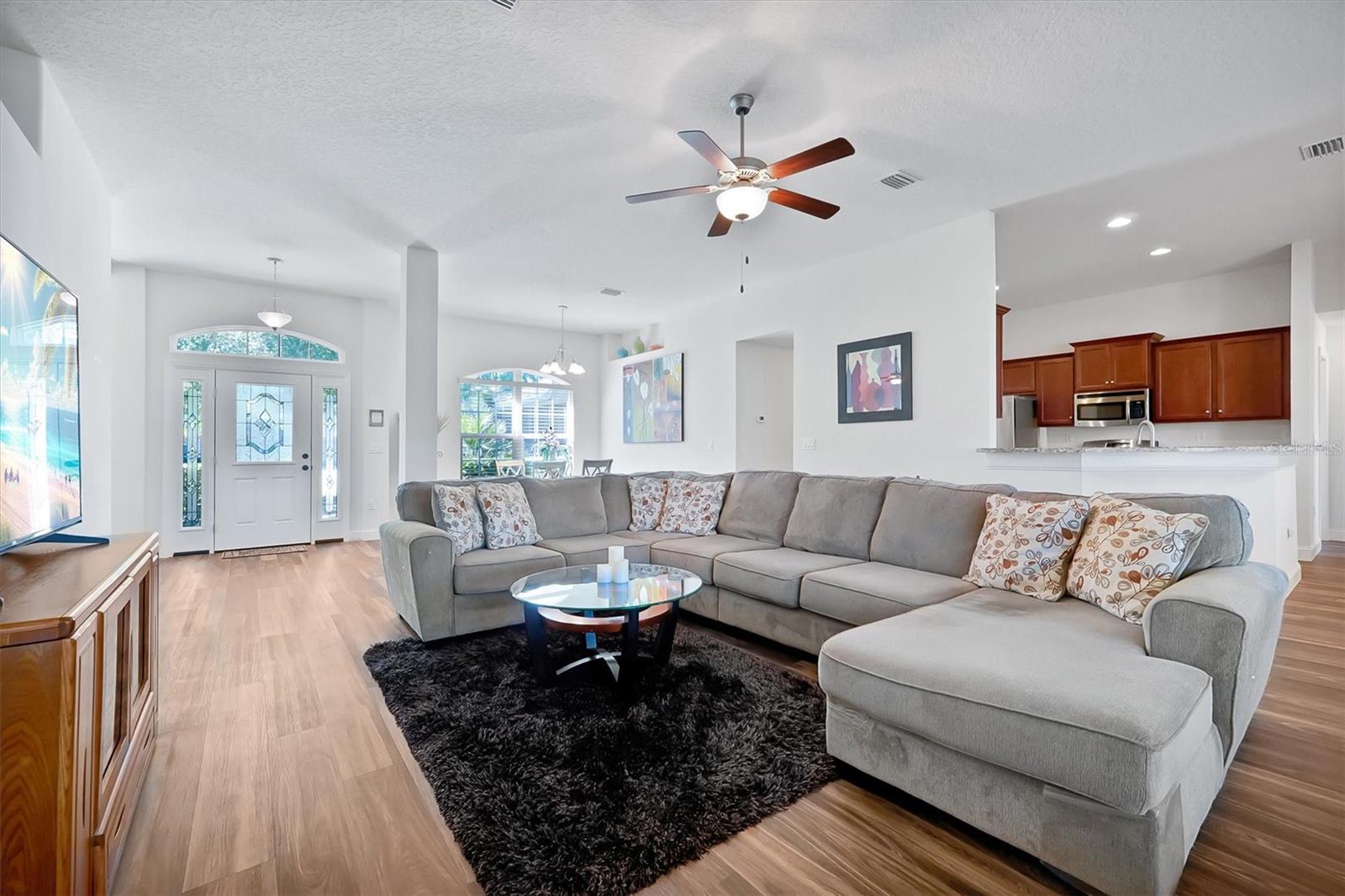 Image 9 of 54 For 603 Curly Fern Lane