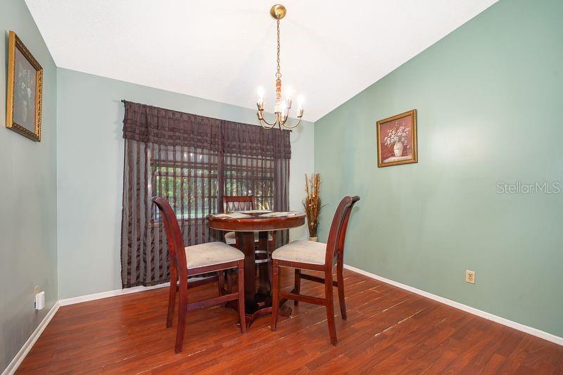 Image 10 of 28 For 612 Riverwoods Circle