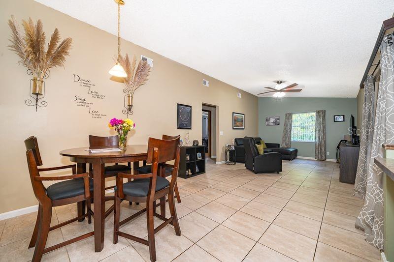 Image 16 of 28 For 612 Riverwoods Circle