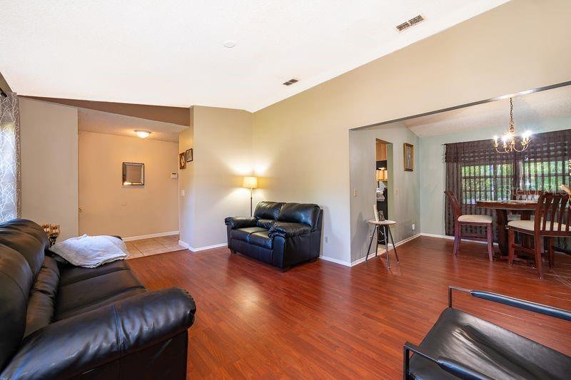 Image 7 of 28 For 612 Riverwoods Circle