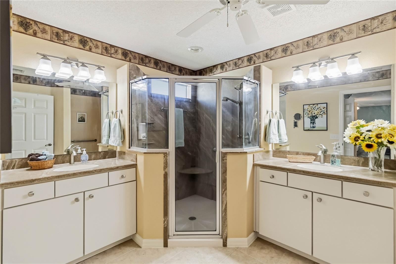 Image 14 of 38 For 844 Eagles Landing