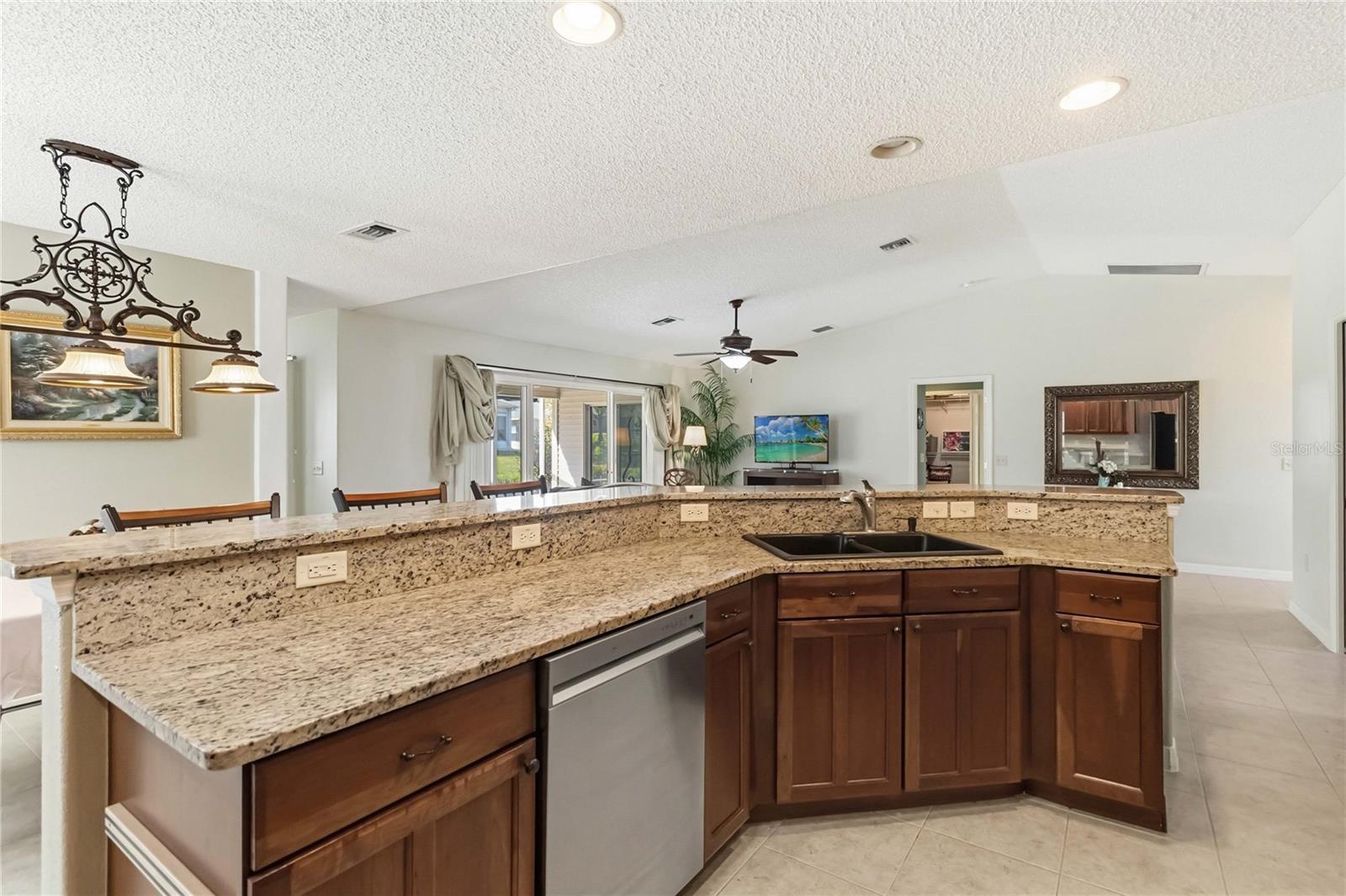 Image 7 of 38 For 844 Eagles Landing