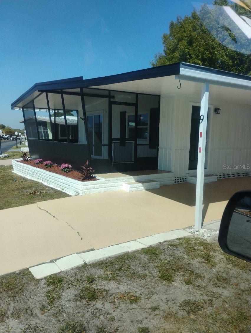 Image 5 of 28 For 9 Plantation Avenue