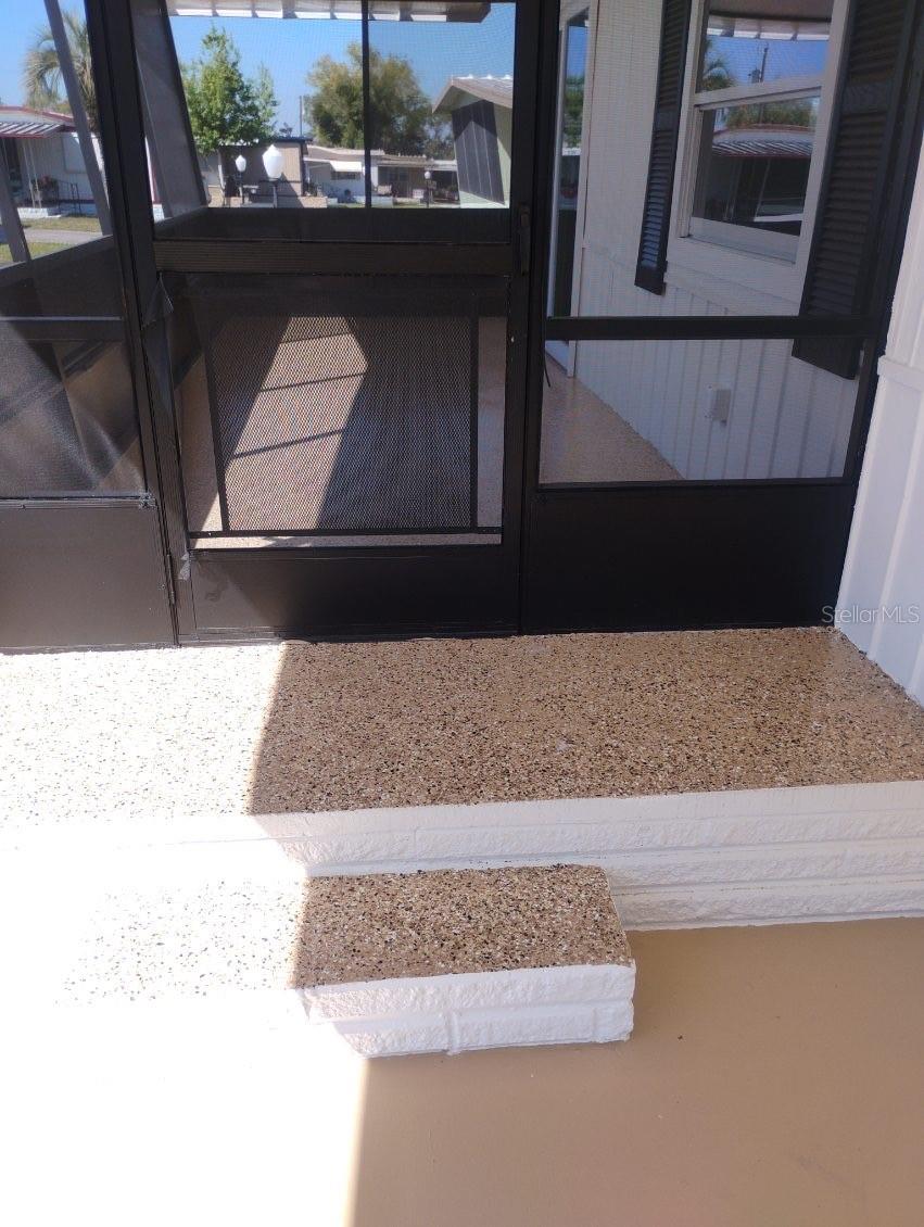 Image 6 of 28 For 9 Plantation Avenue