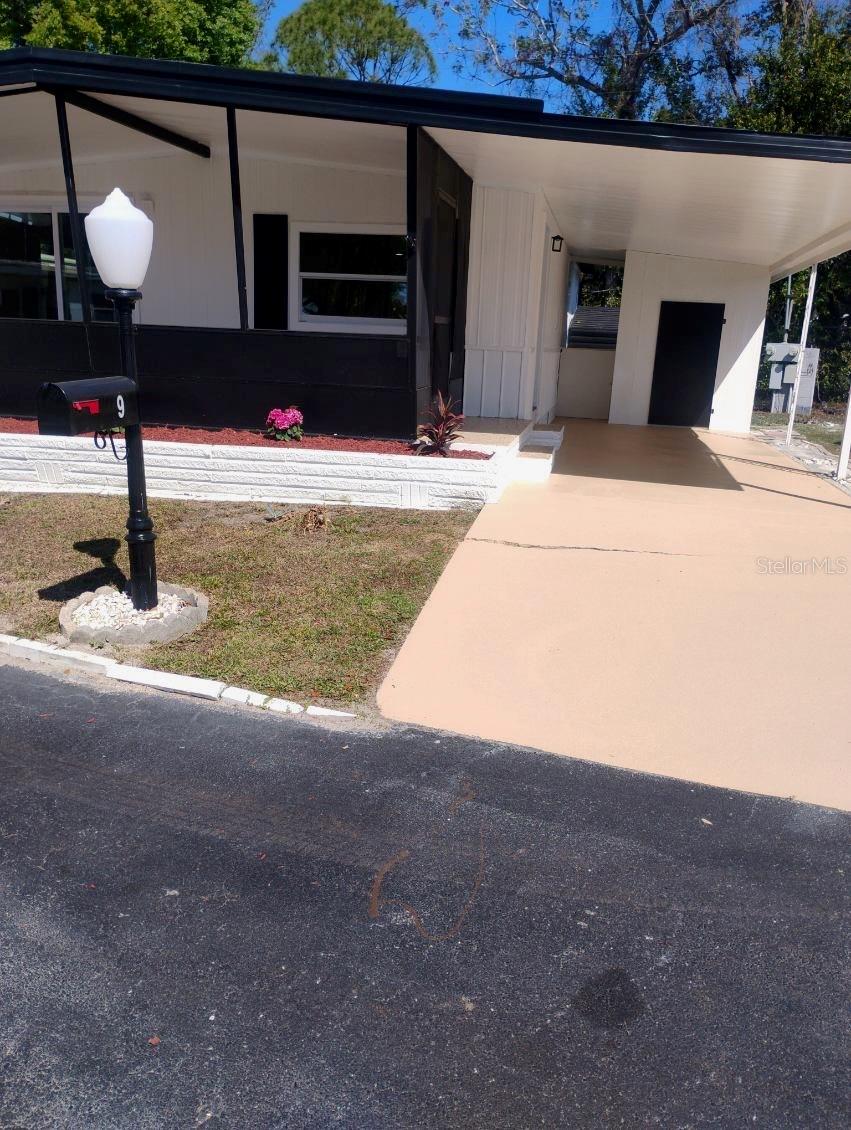 Image 8 of 28 For 9 Plantation Avenue