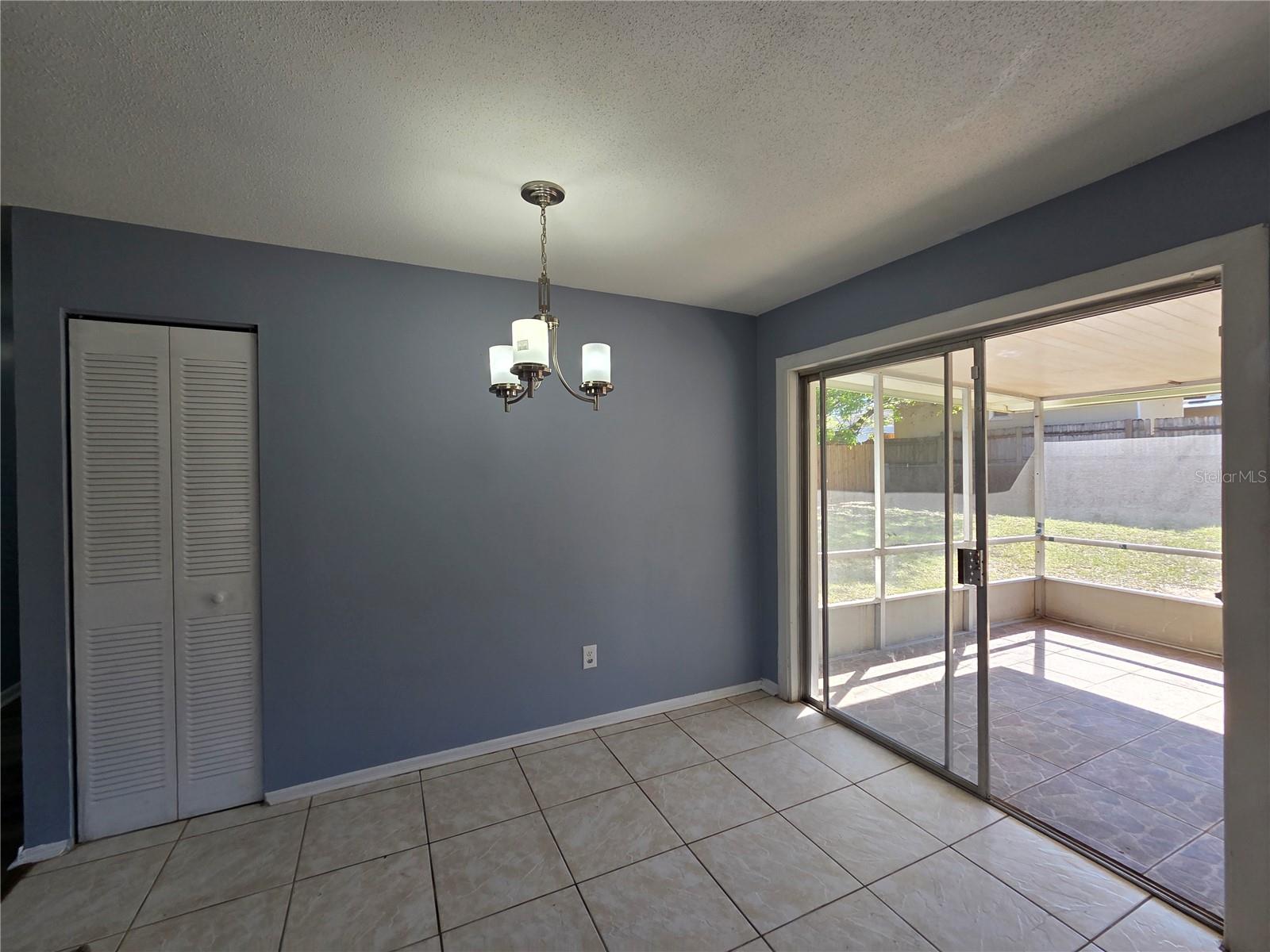 Image 9 of 15 For 3220 Chariot Place