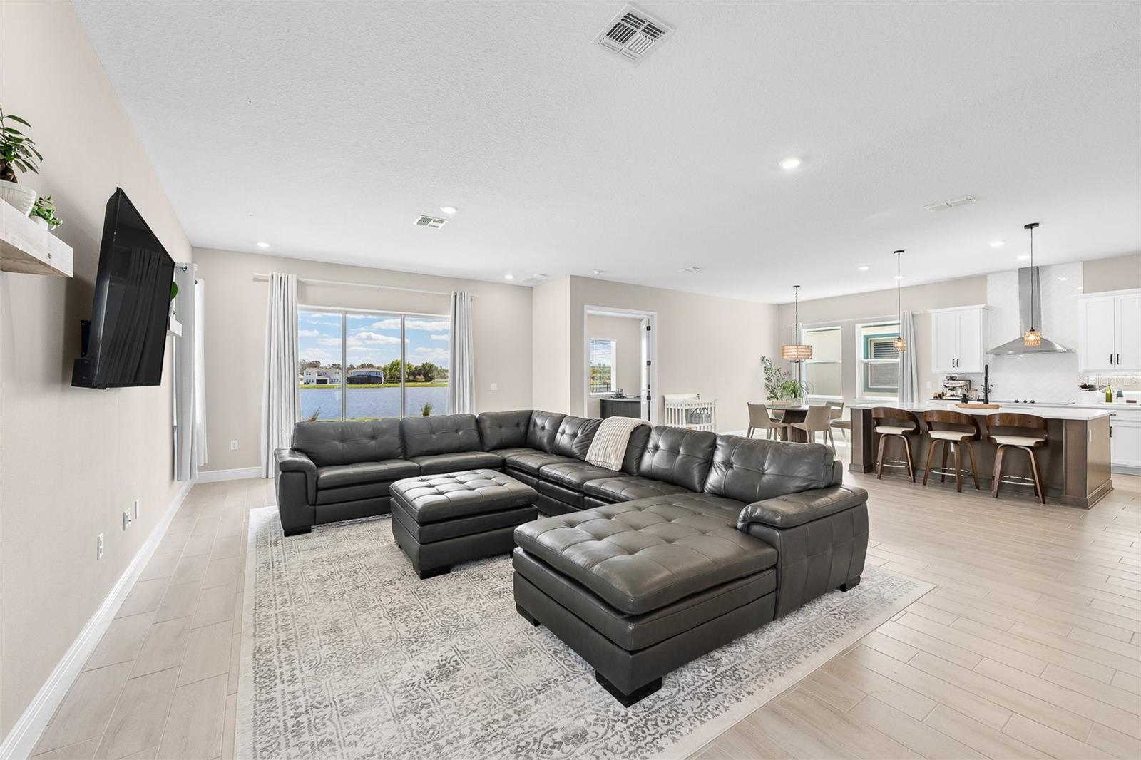 Image 12 of 78 For 13573 Mcmillan Drive