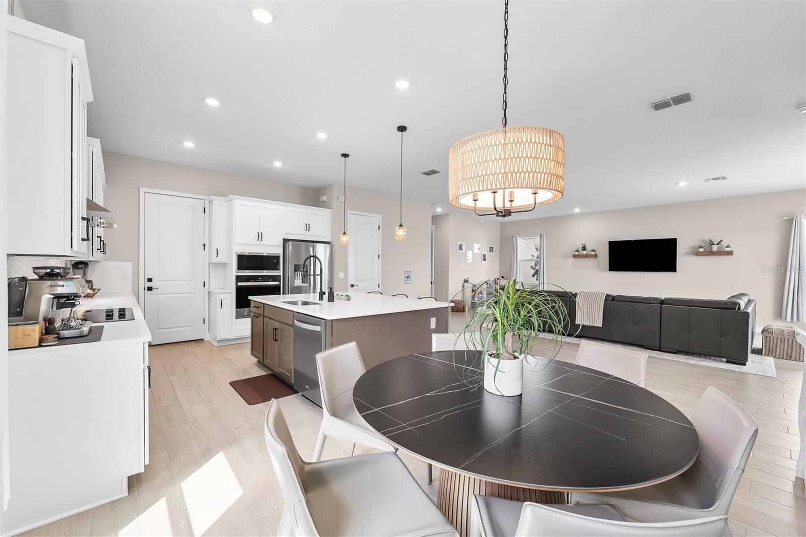 Image 19 of 78 For 13573 Mcmillan Drive