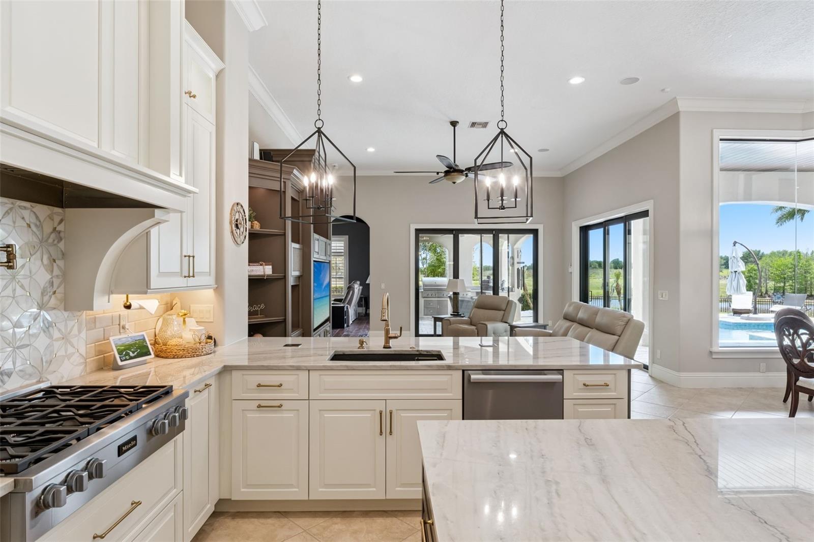 Image 18 of 63 For 32544 Hawks Lake Lane