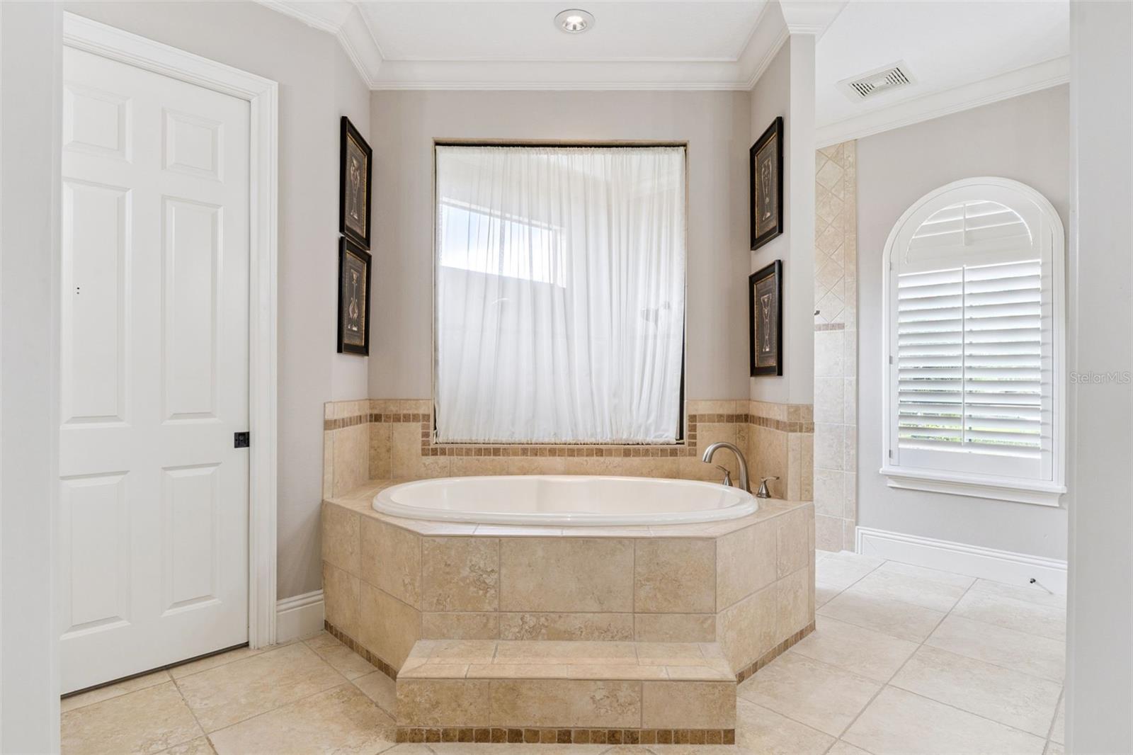 Image 27 of 63 For 32544 Hawks Lake Lane