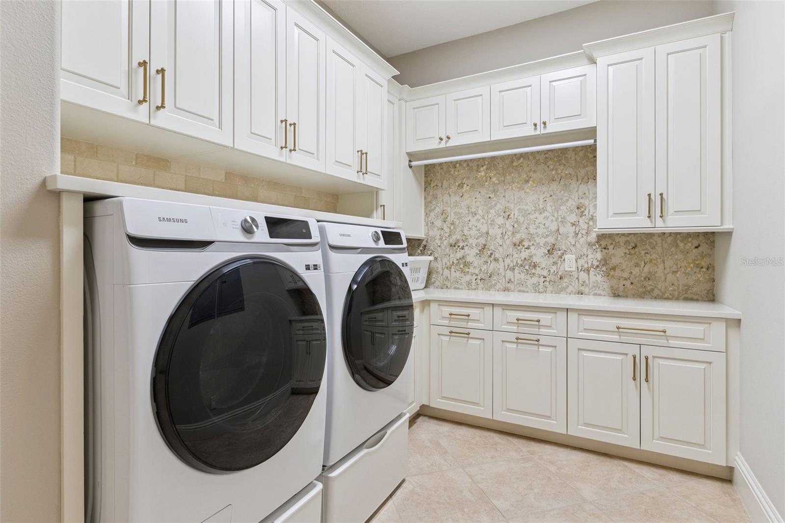 Image 32 of 63 For 32544 Hawks Lake Lane