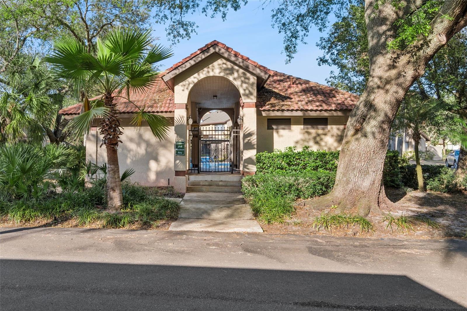 Image 16 of 53 For 476 Club Drive