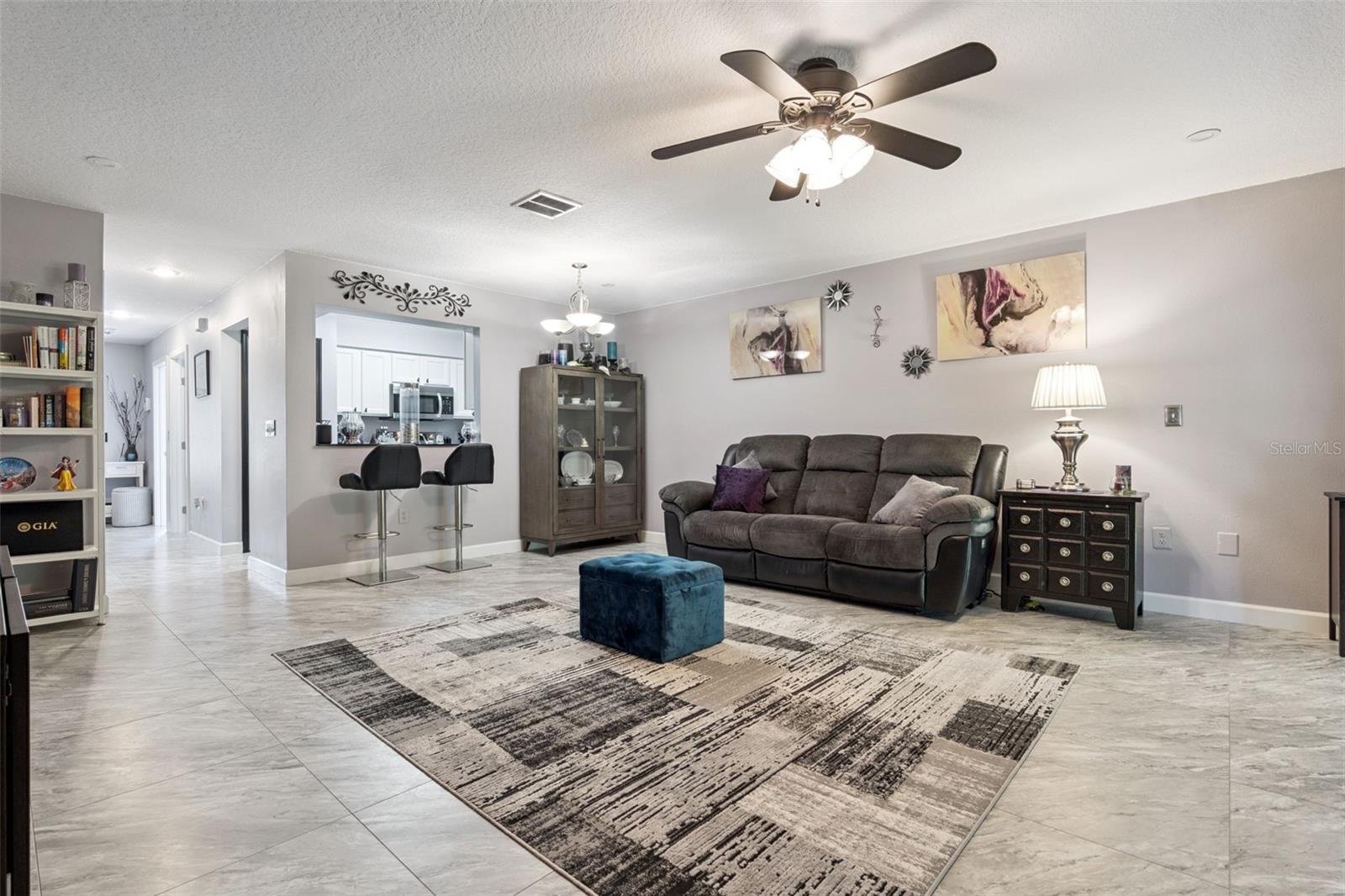 Image 4 of 53 For 476 Club Drive