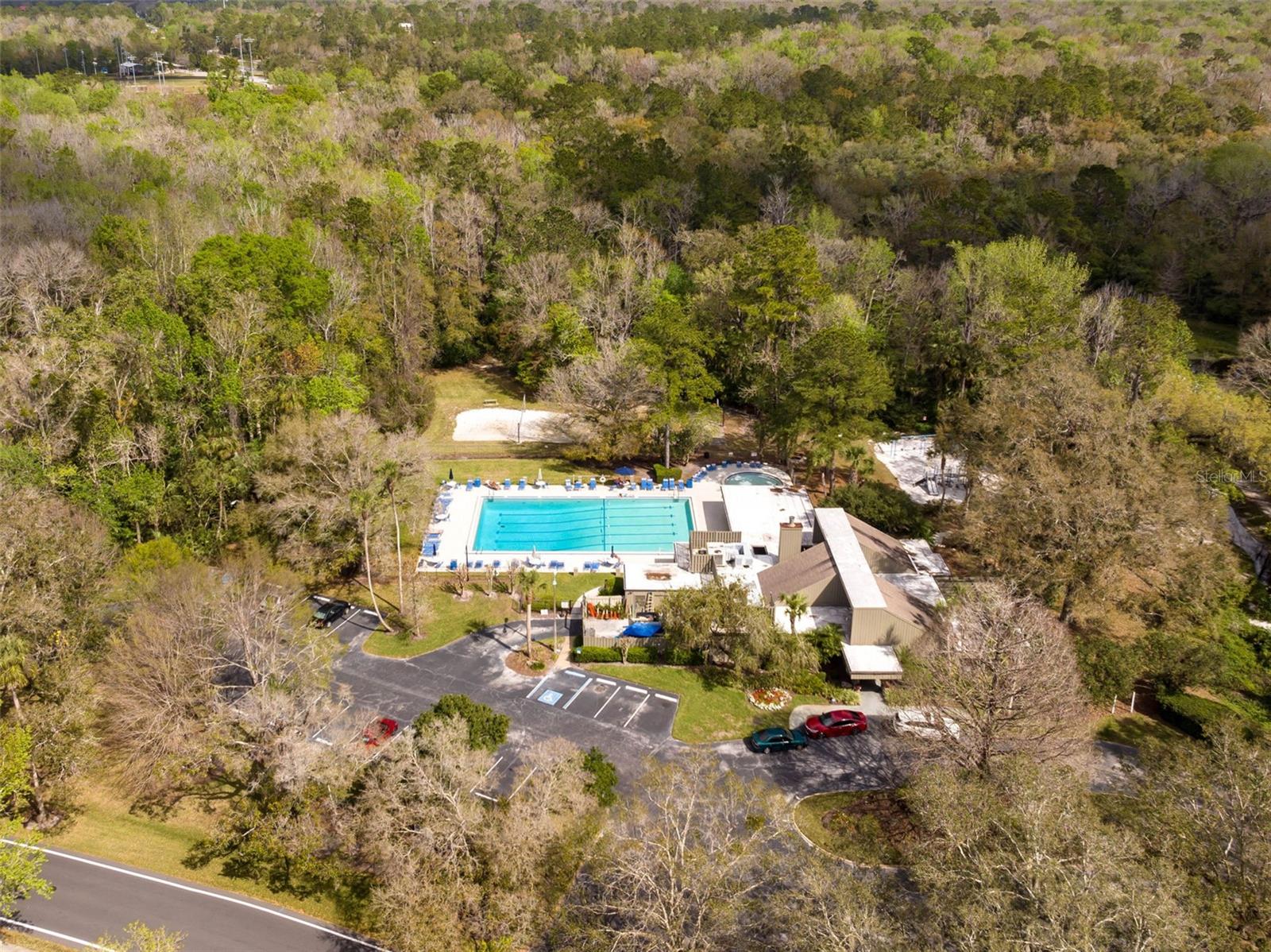 Image 43 of 53 For 476 Club Drive