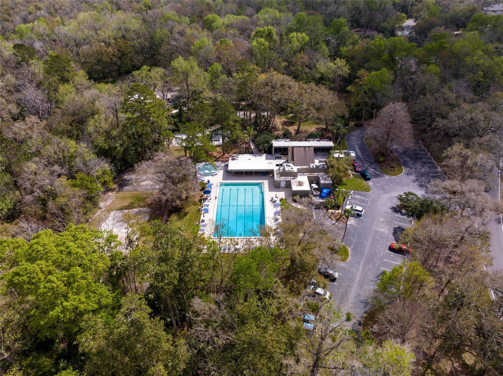 Image 44 of 53 For 476 Club Drive