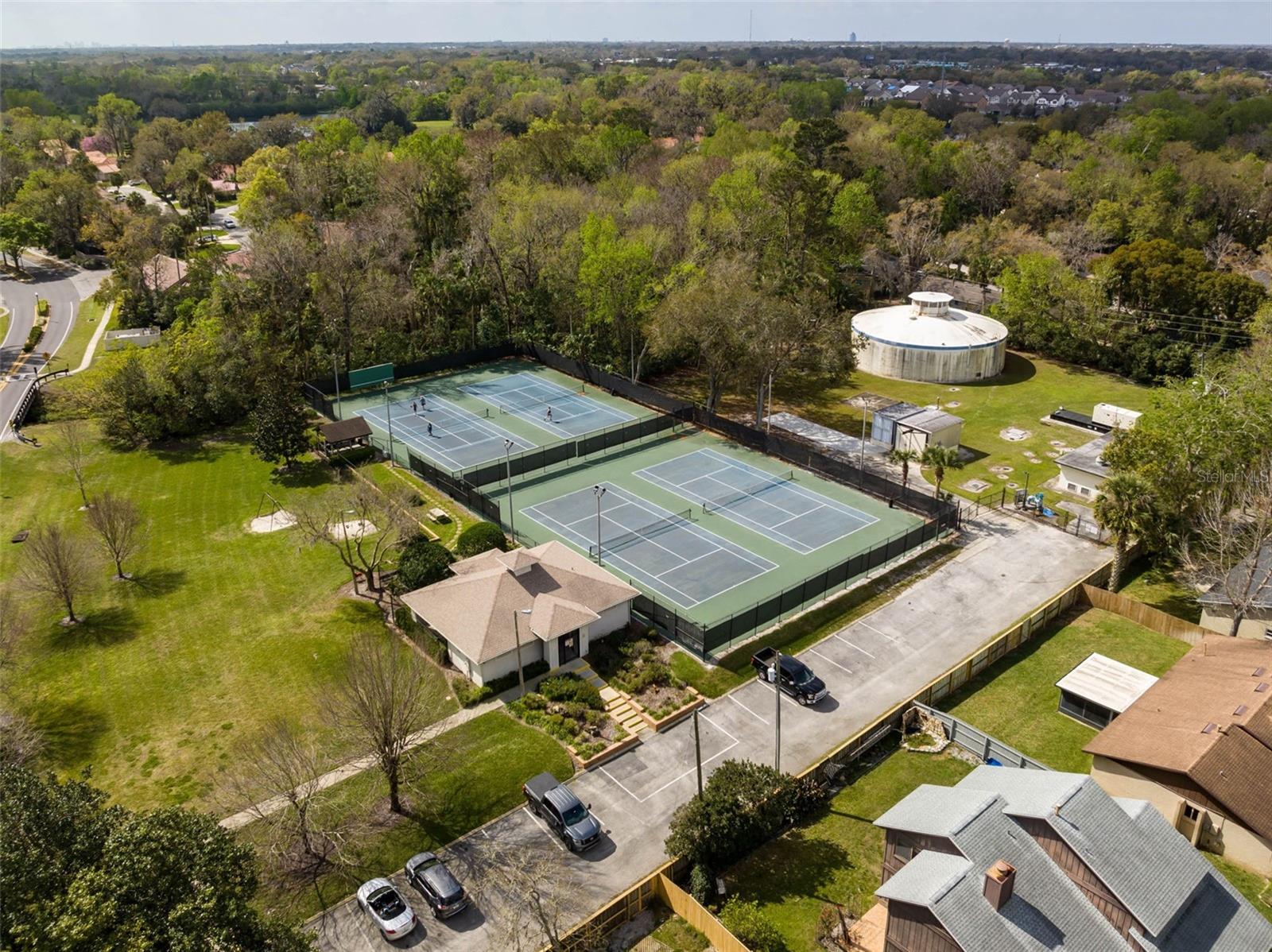 Image 47 of 53 For 476 Club Drive