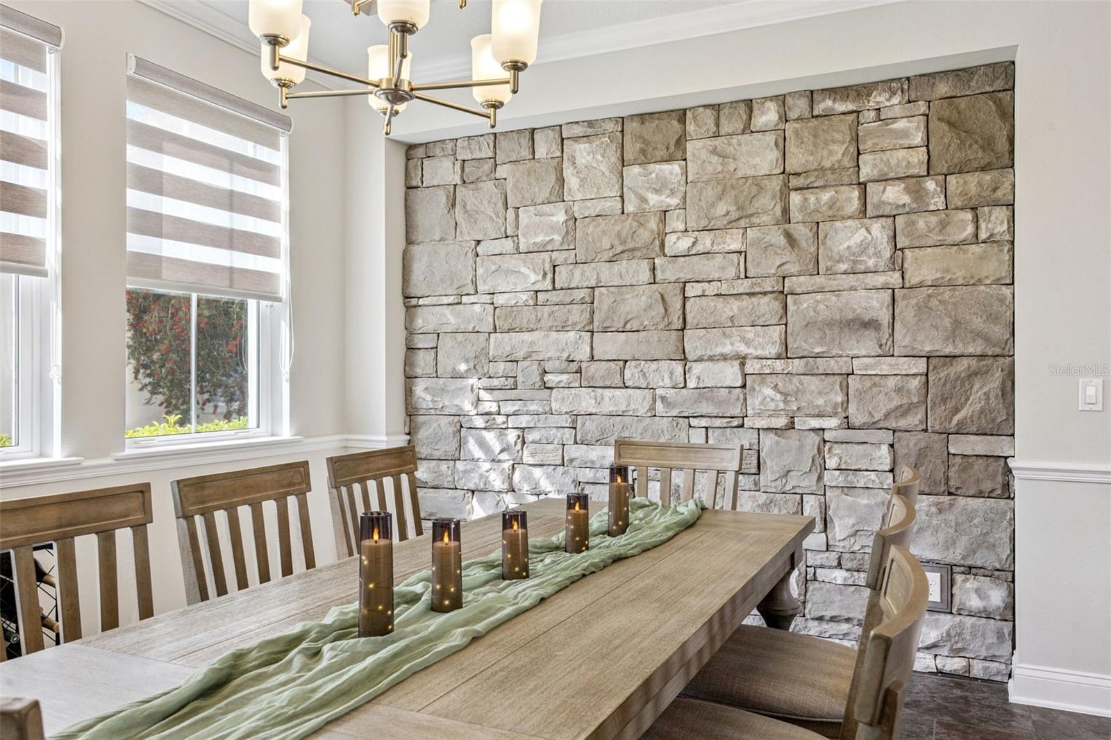 Image 17 of 100 For 14160 Eliot Avenue