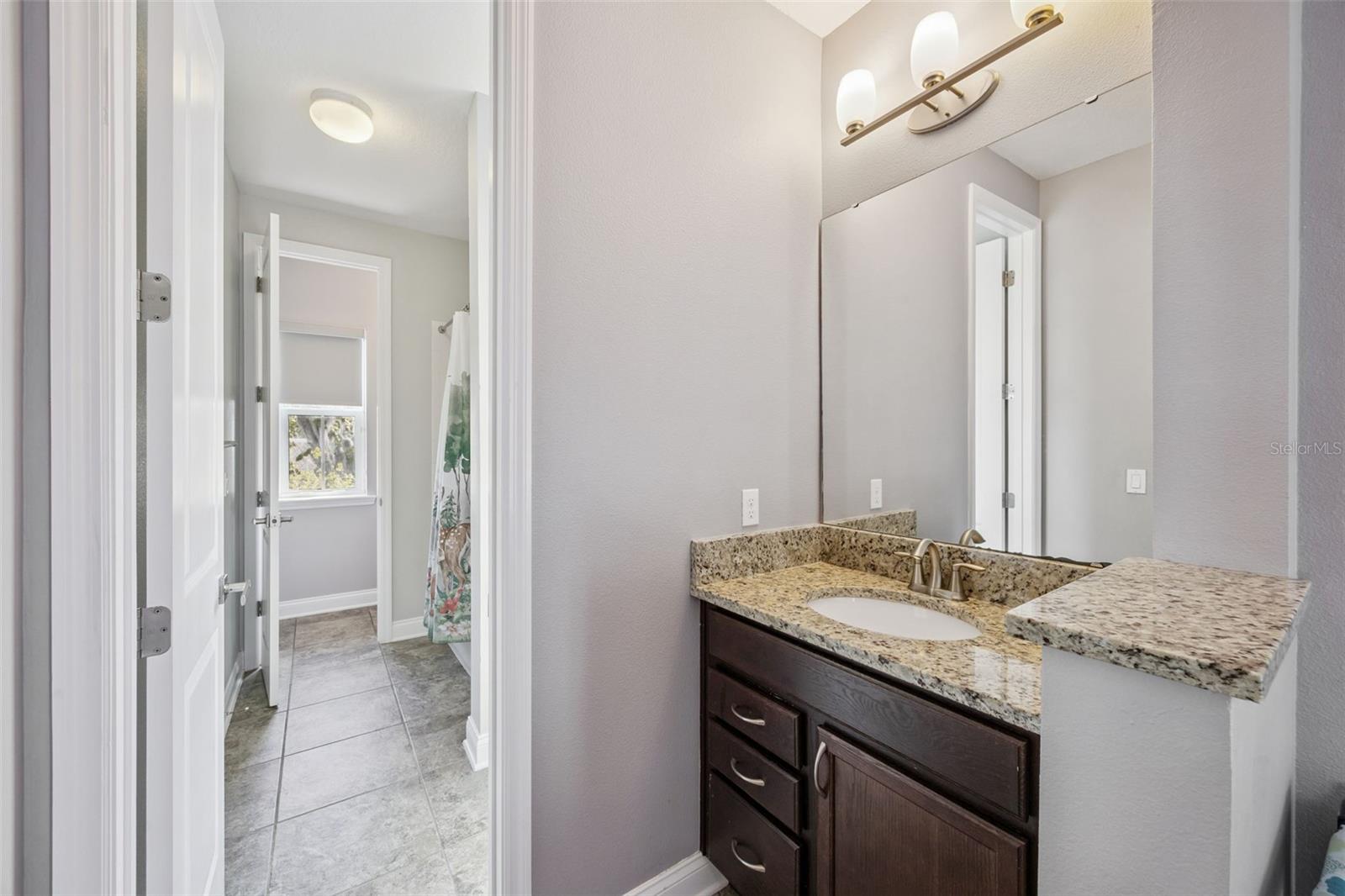 Image 64 of 100 For 14160 Eliot Avenue