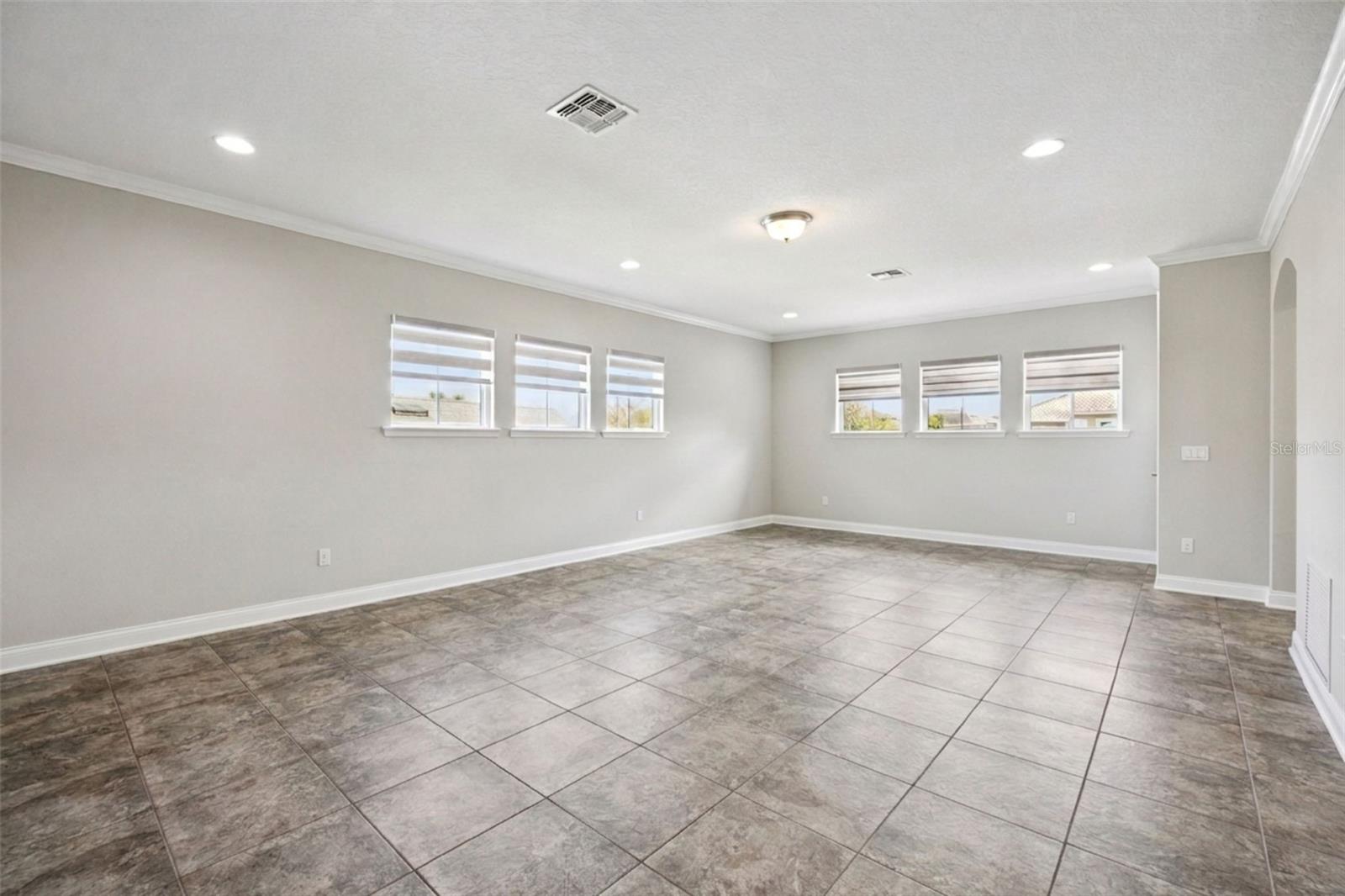 Image 69 of 100 For 14160 Eliot Avenue