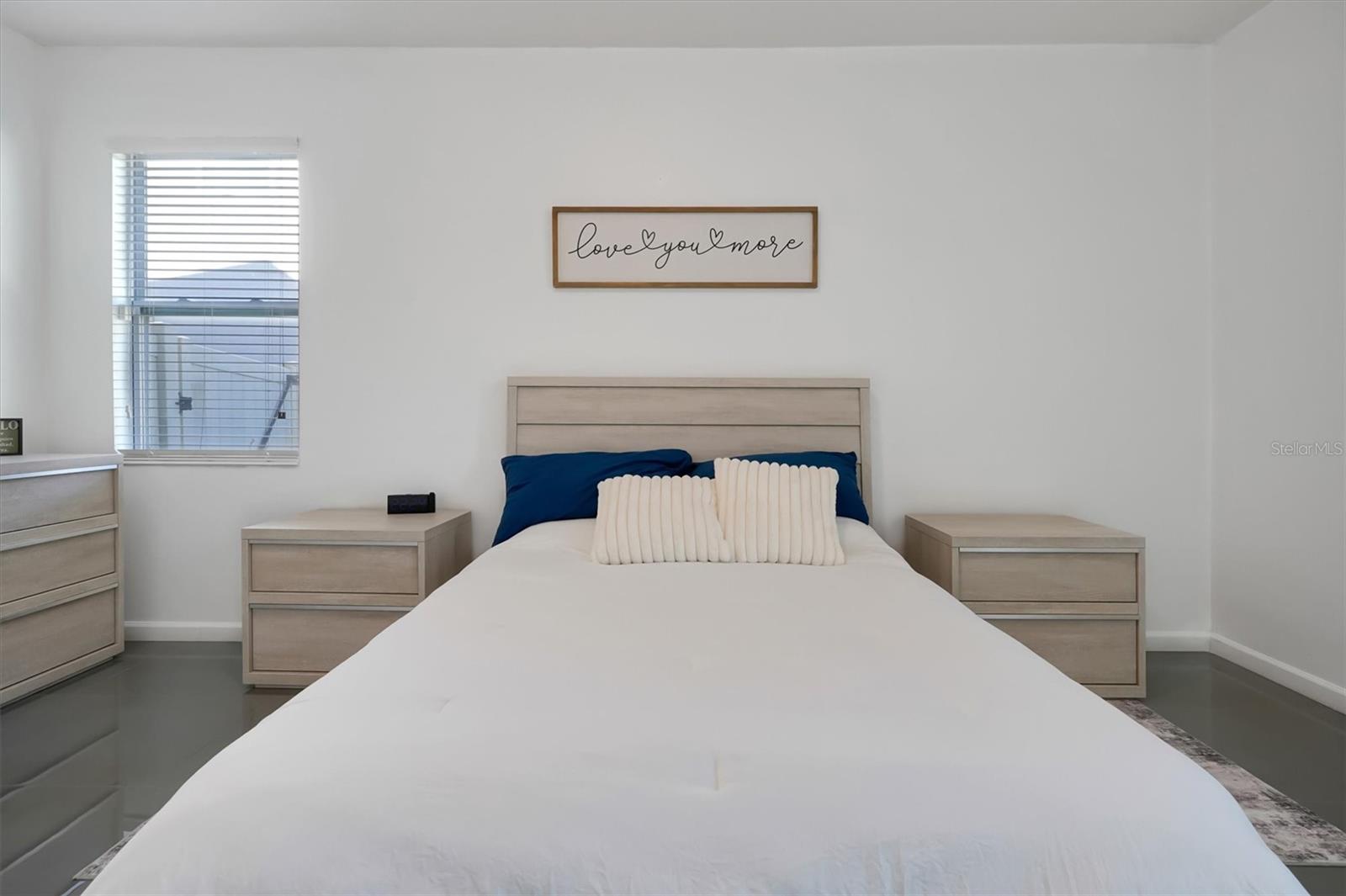 Image 20 of 51 For 17094 Gathering Place Circle