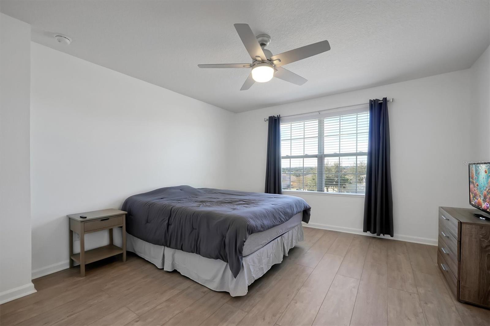 Image 27 of 51 For 17094 Gathering Place Circle