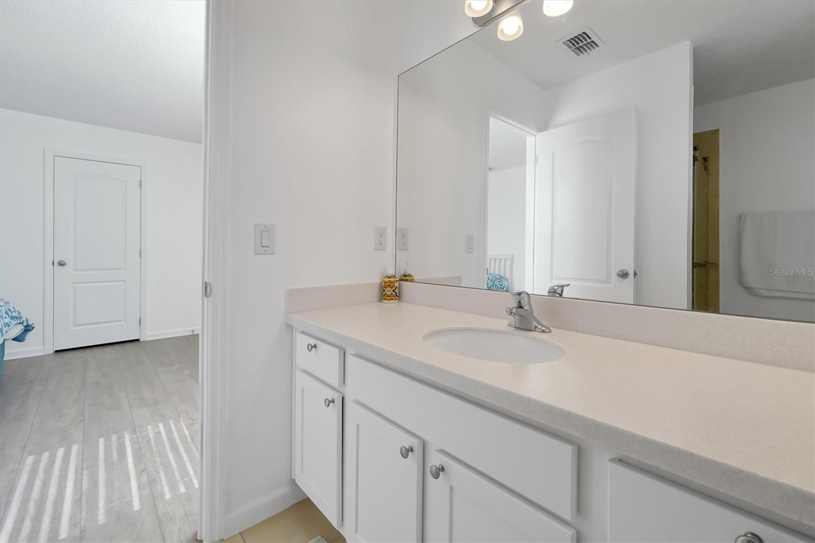 Image 29 of 51 For 17094 Gathering Place Circle