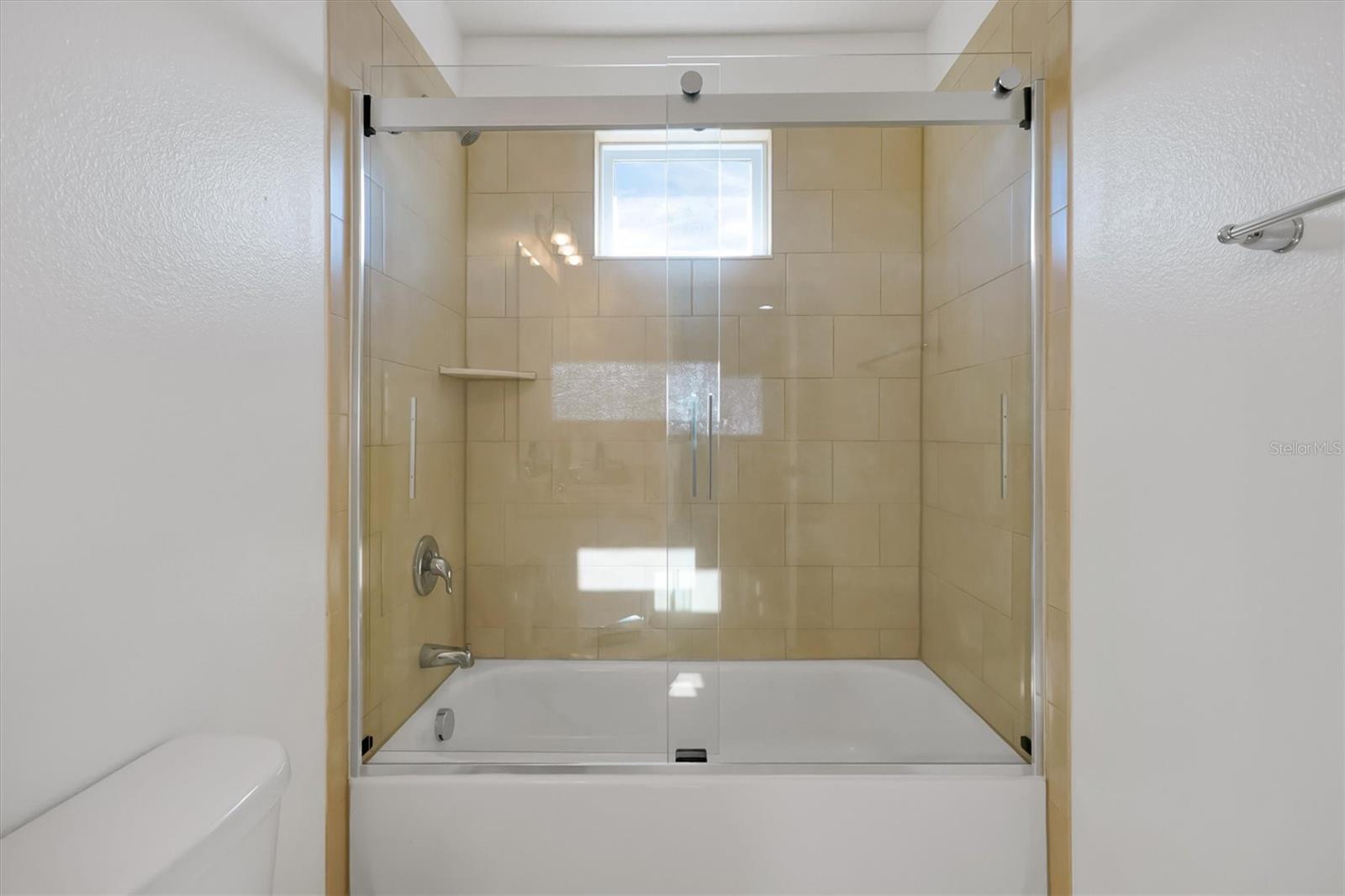 Image 36 of 51 For 17094 Gathering Place Circle