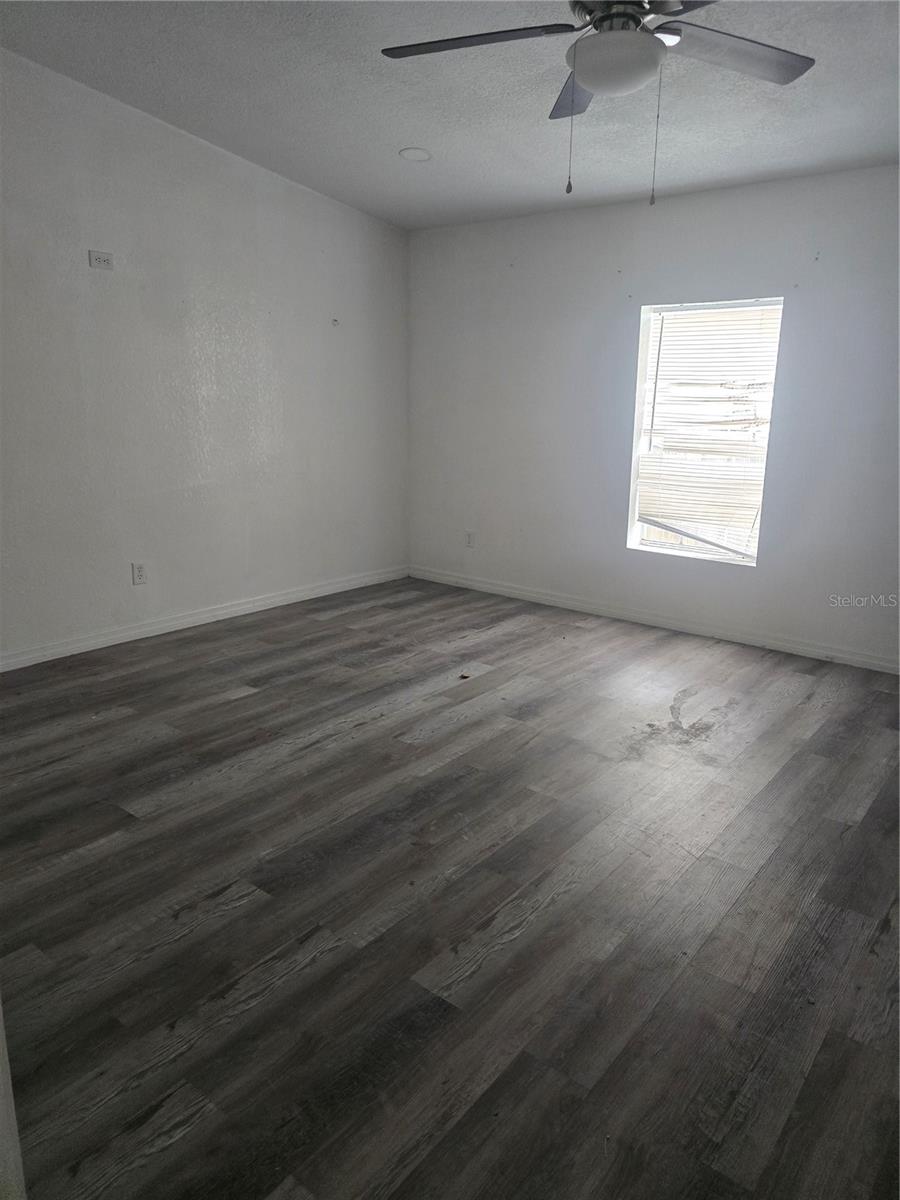 Image 3 of 8 For 605 Cadillac Boulevard