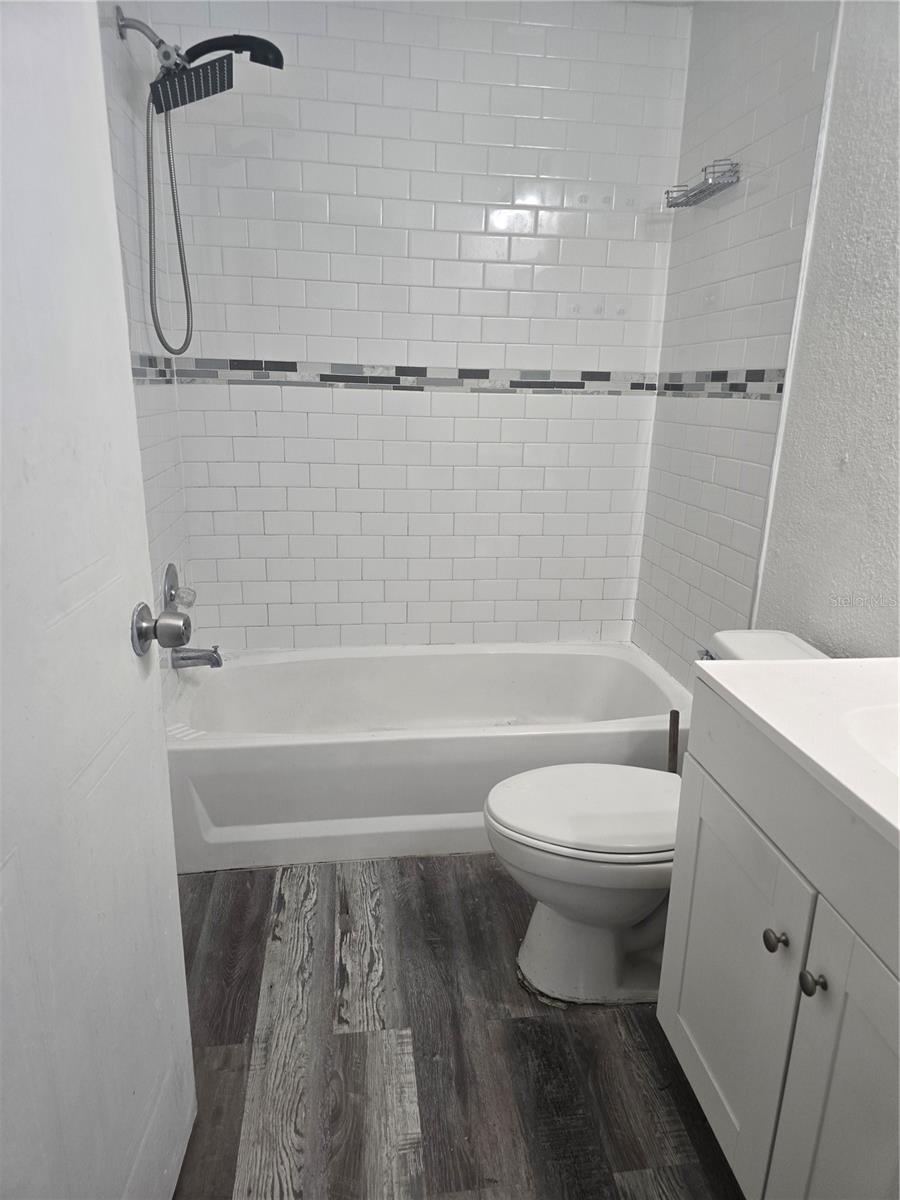 Image 7 of 8 For 605 Cadillac Boulevard