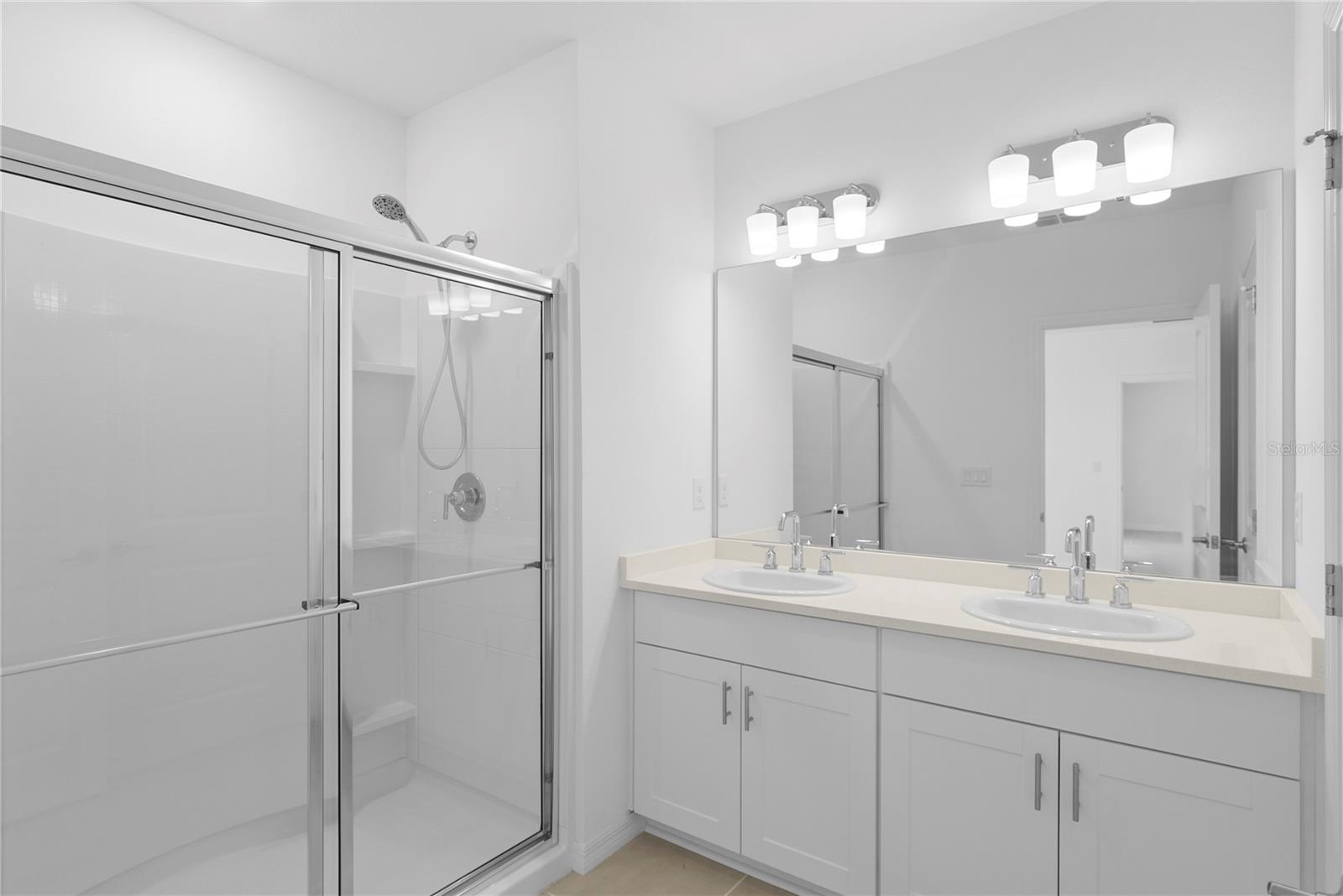 Image 14 of 34 For 1135 Calico Pointe Circle