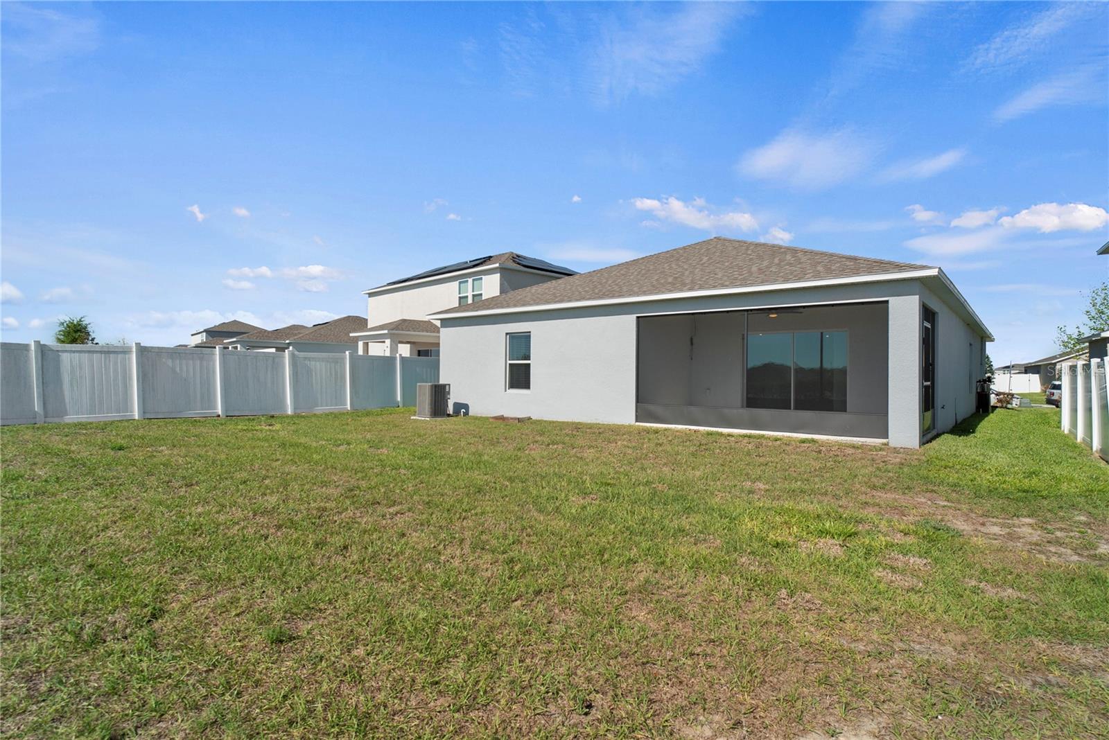 Image 21 of 34 For 1135 Calico Pointe Circle