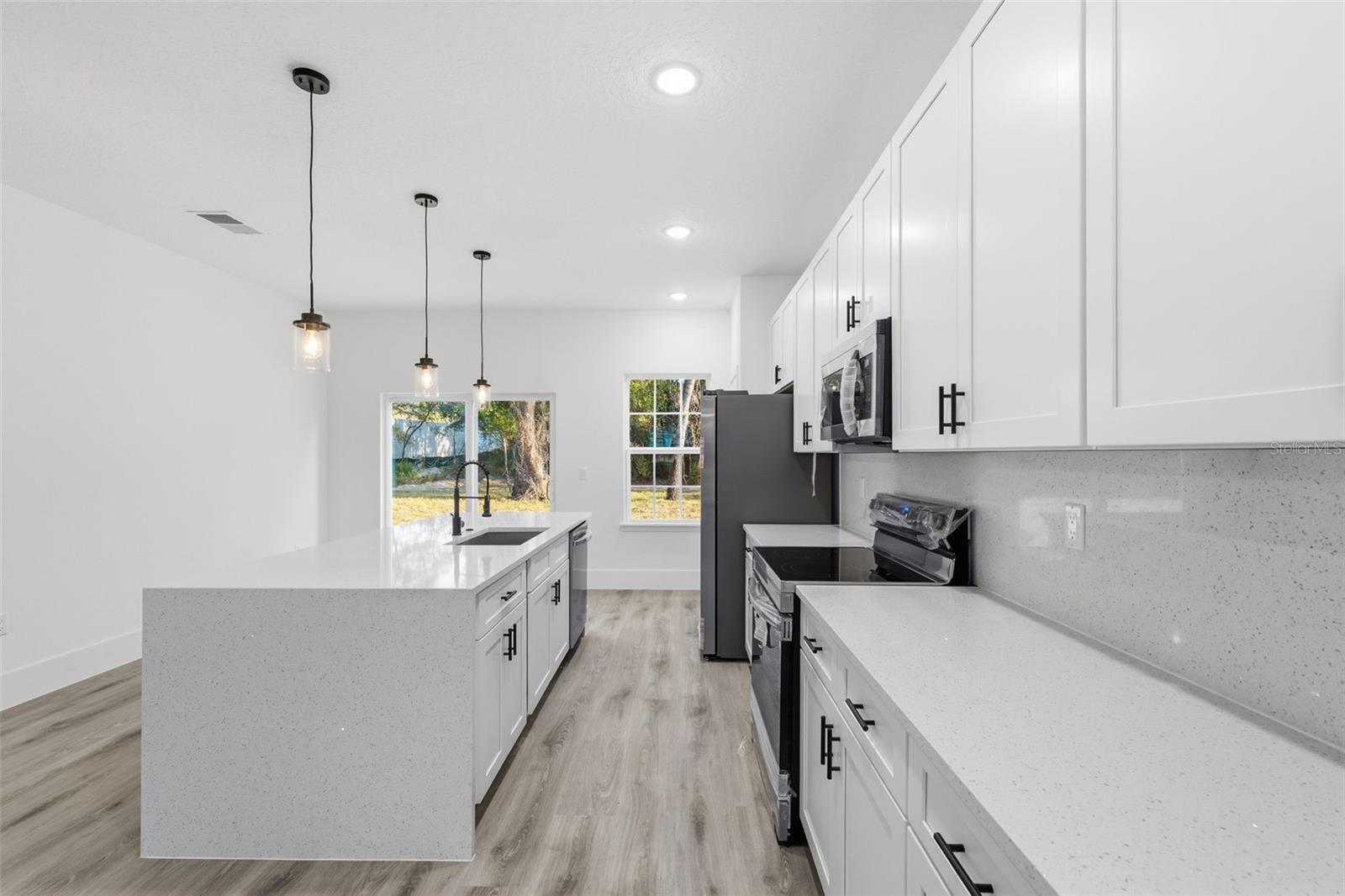 Image 12 of 30 For 3427 Webster Place