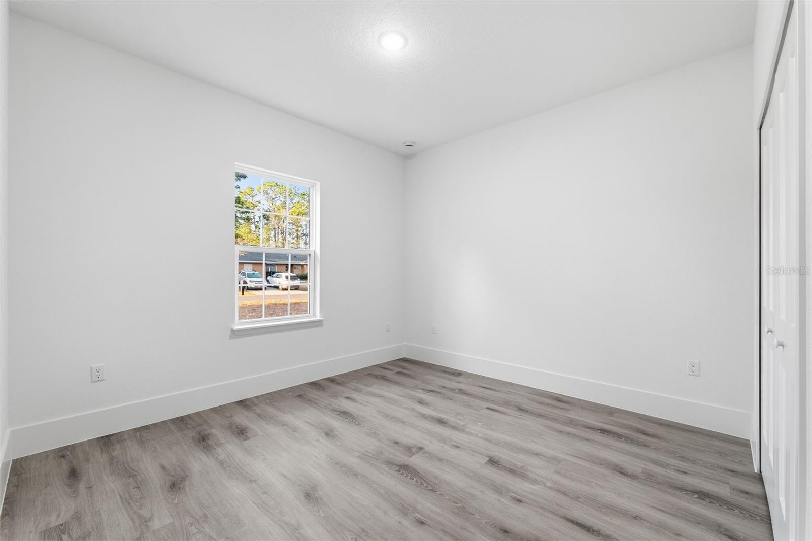 Image 25 of 30 For 3427 Webster Place