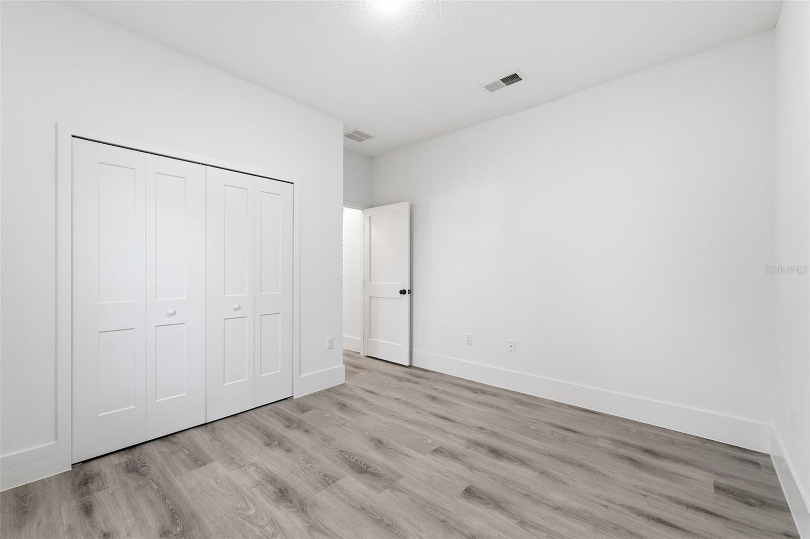 Image 26 of 30 For 3427 Webster Place