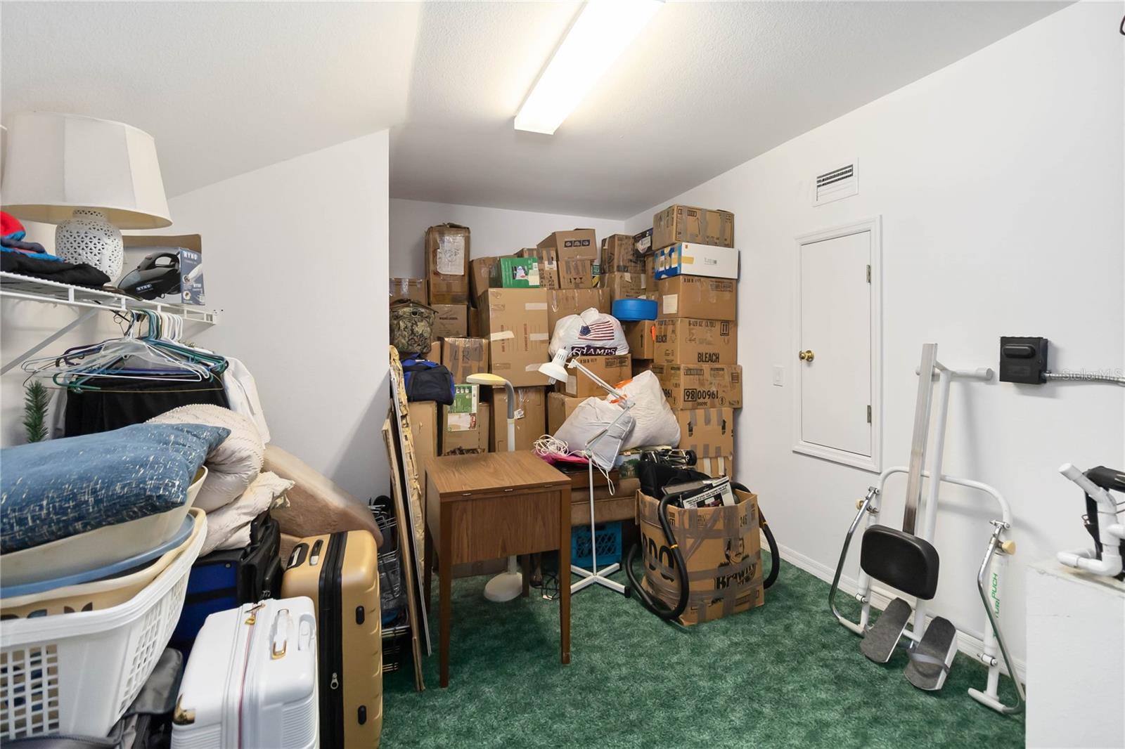 Image 17 of 52 For 126 Seville Chase Drive