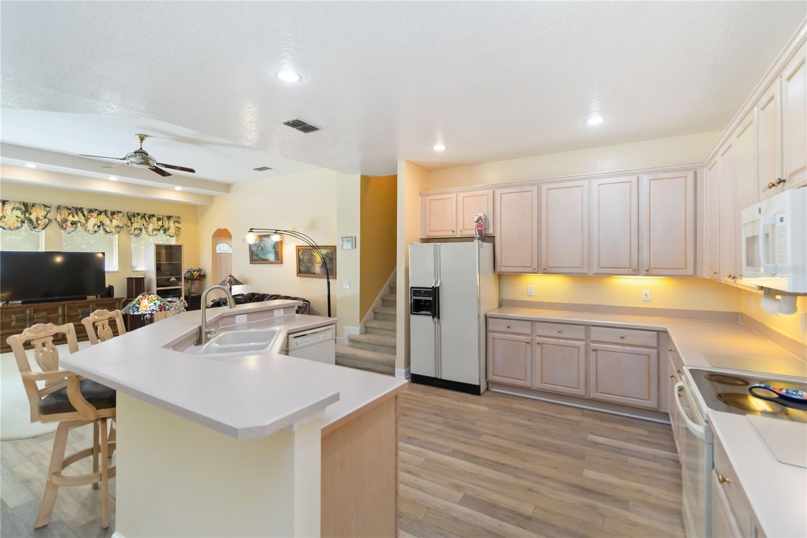 Image 28 of 52 For 126 Seville Chase Drive